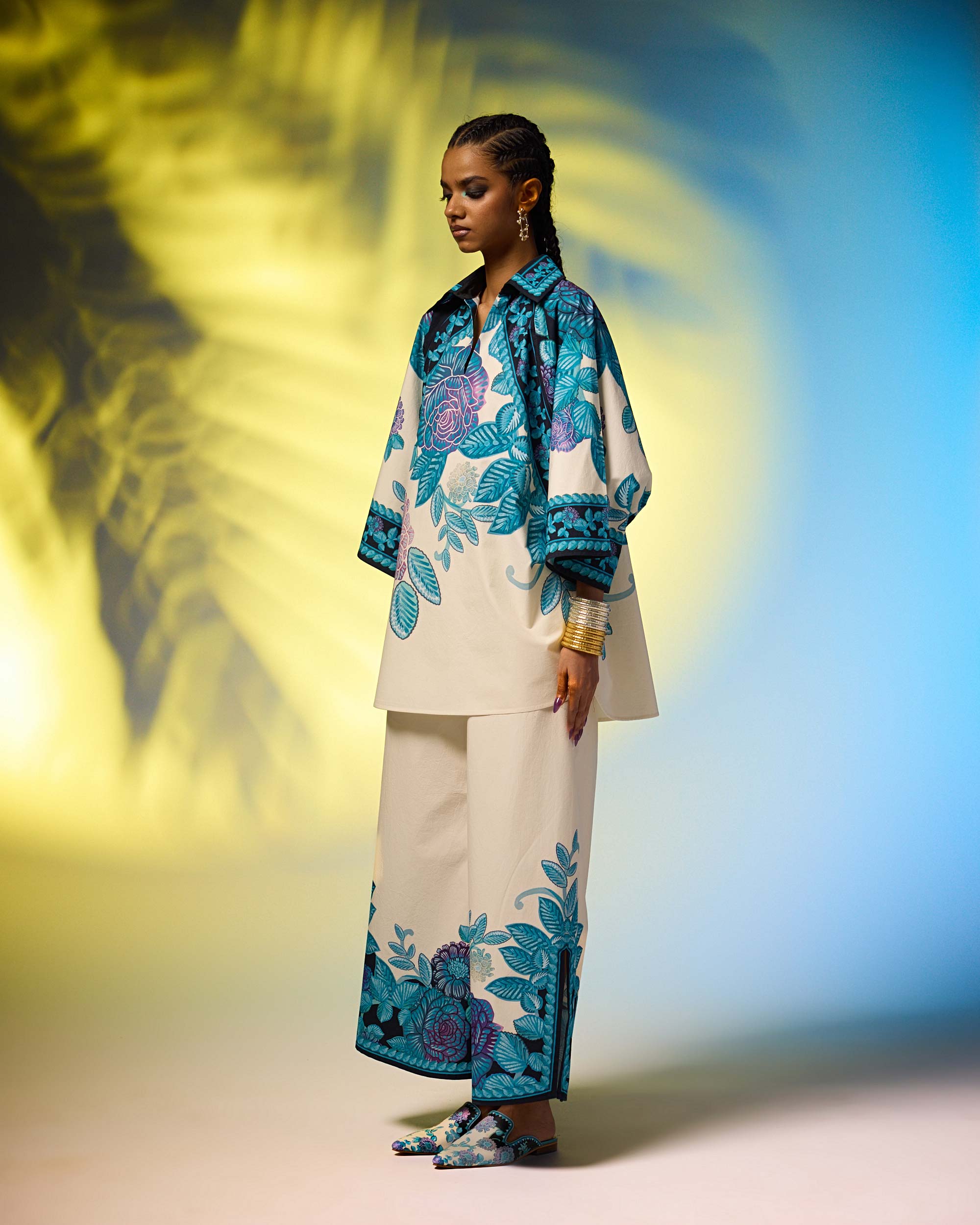 Jamaica : Eralia - Ivory/Blue