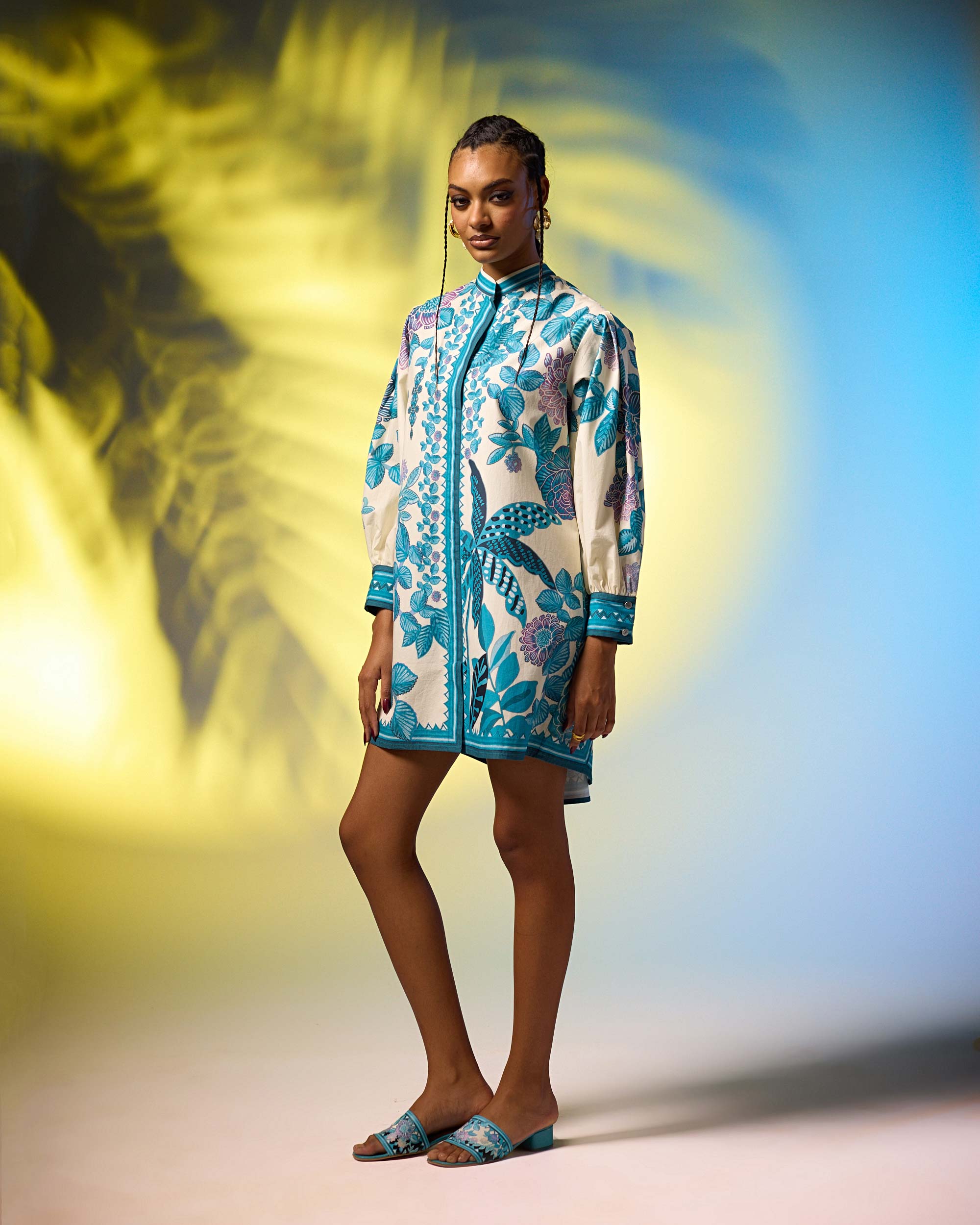 Jamaica : Sophia - Ivory/Blue