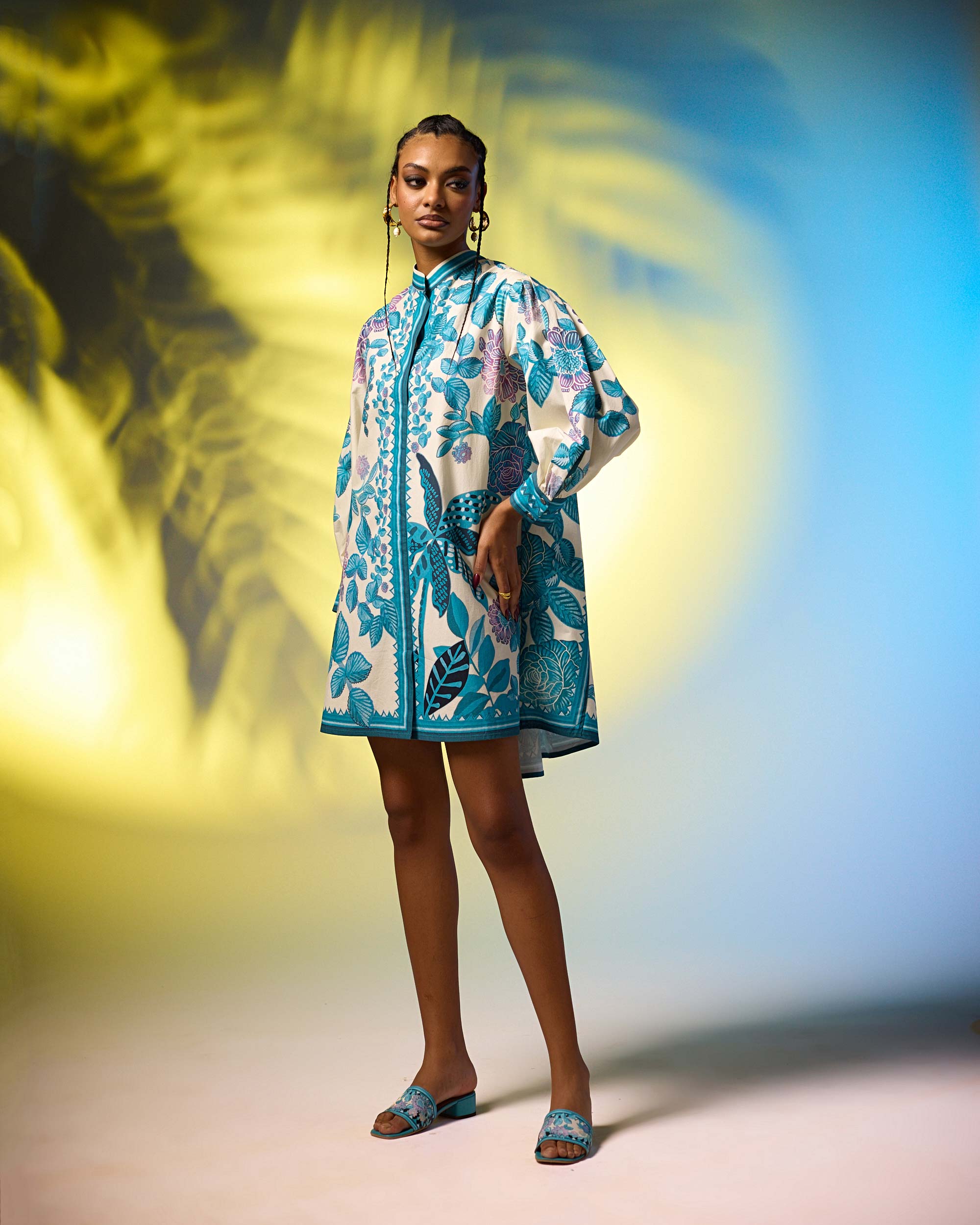 Jamaica : Sophia - Ivory/Blue