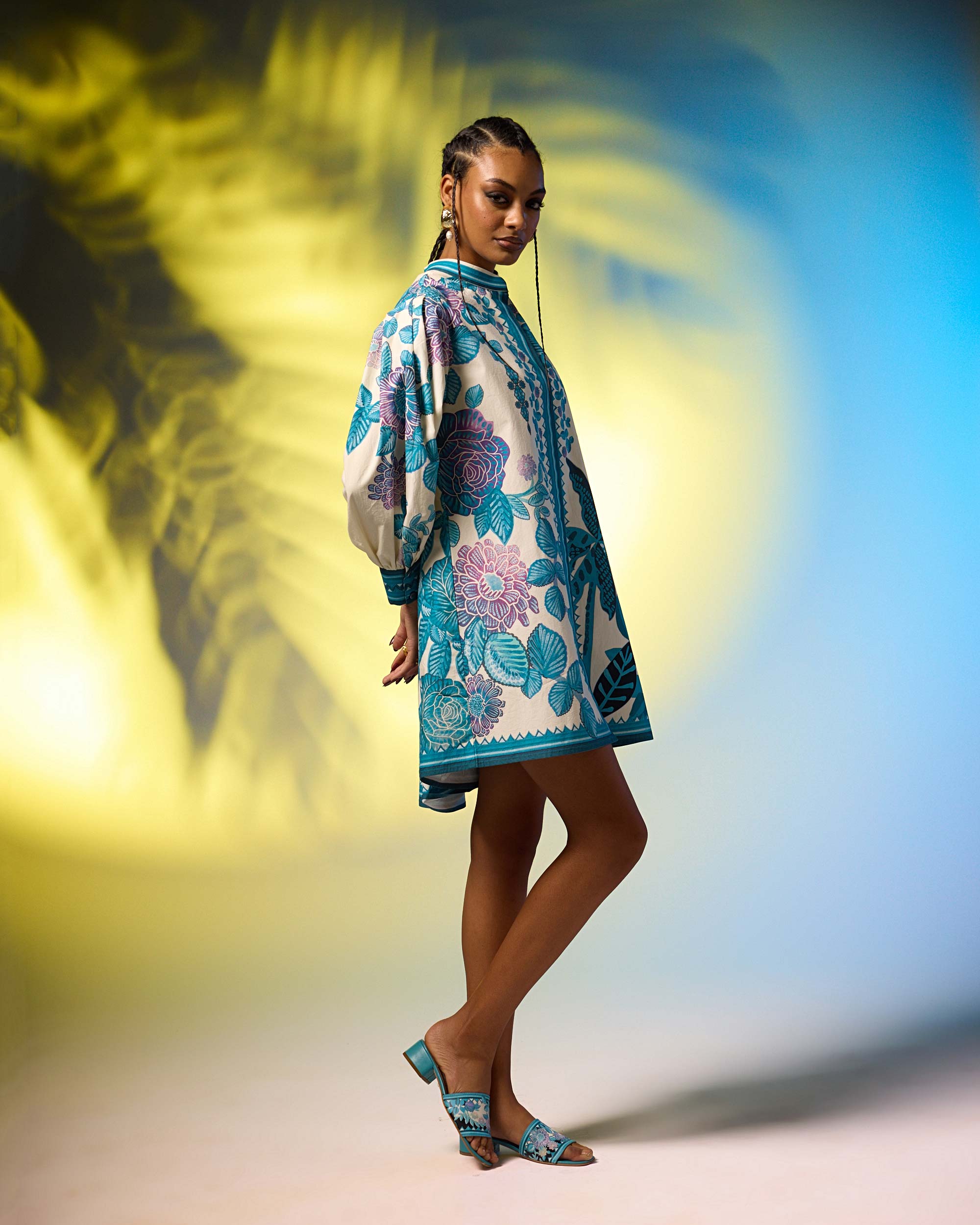 Jamaica : Sophia - Ivory/Blue