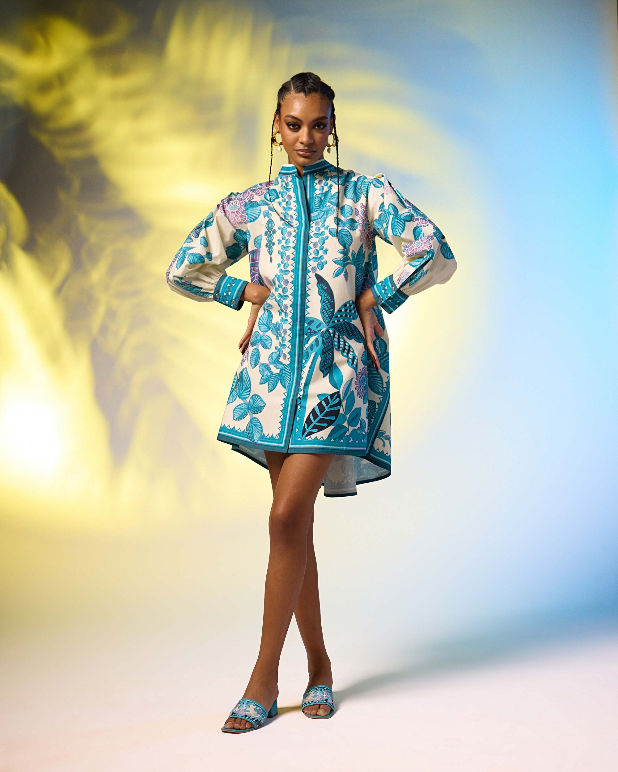 Jamaica : Sophia - Ivory/Blue