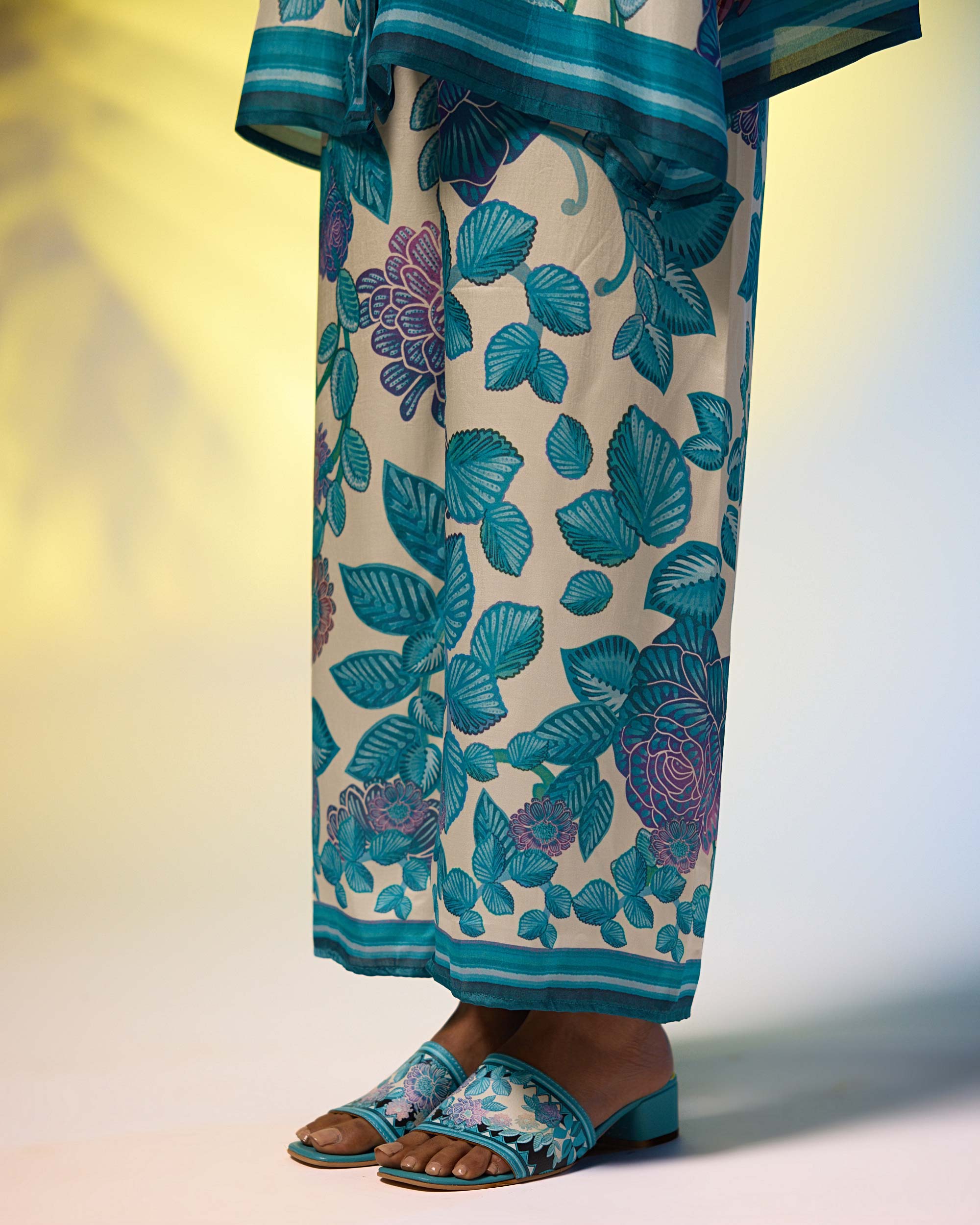 Jamaica : Cedella - Ivory/Blue