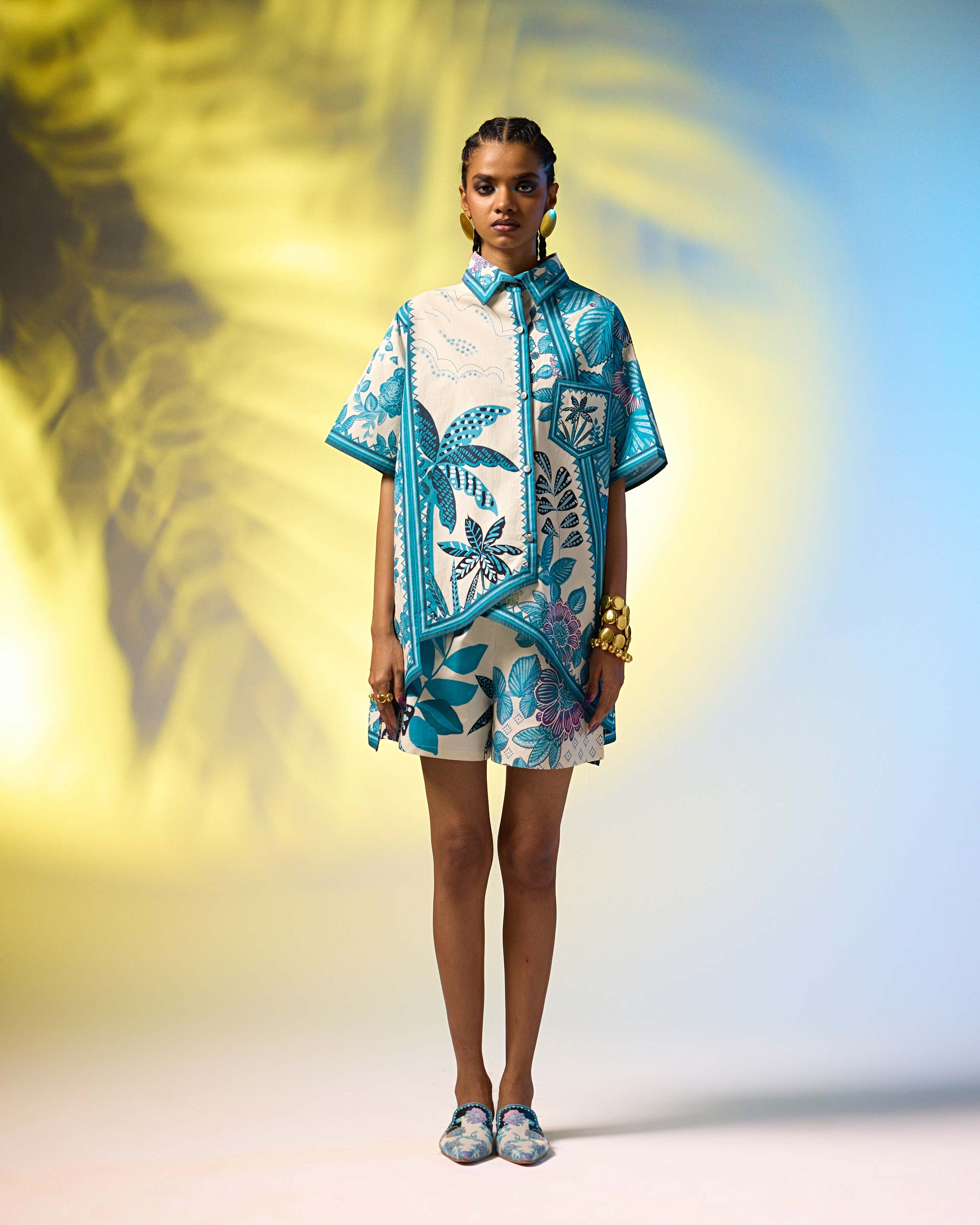 Jamaica : Khadija - Ivory/Blue