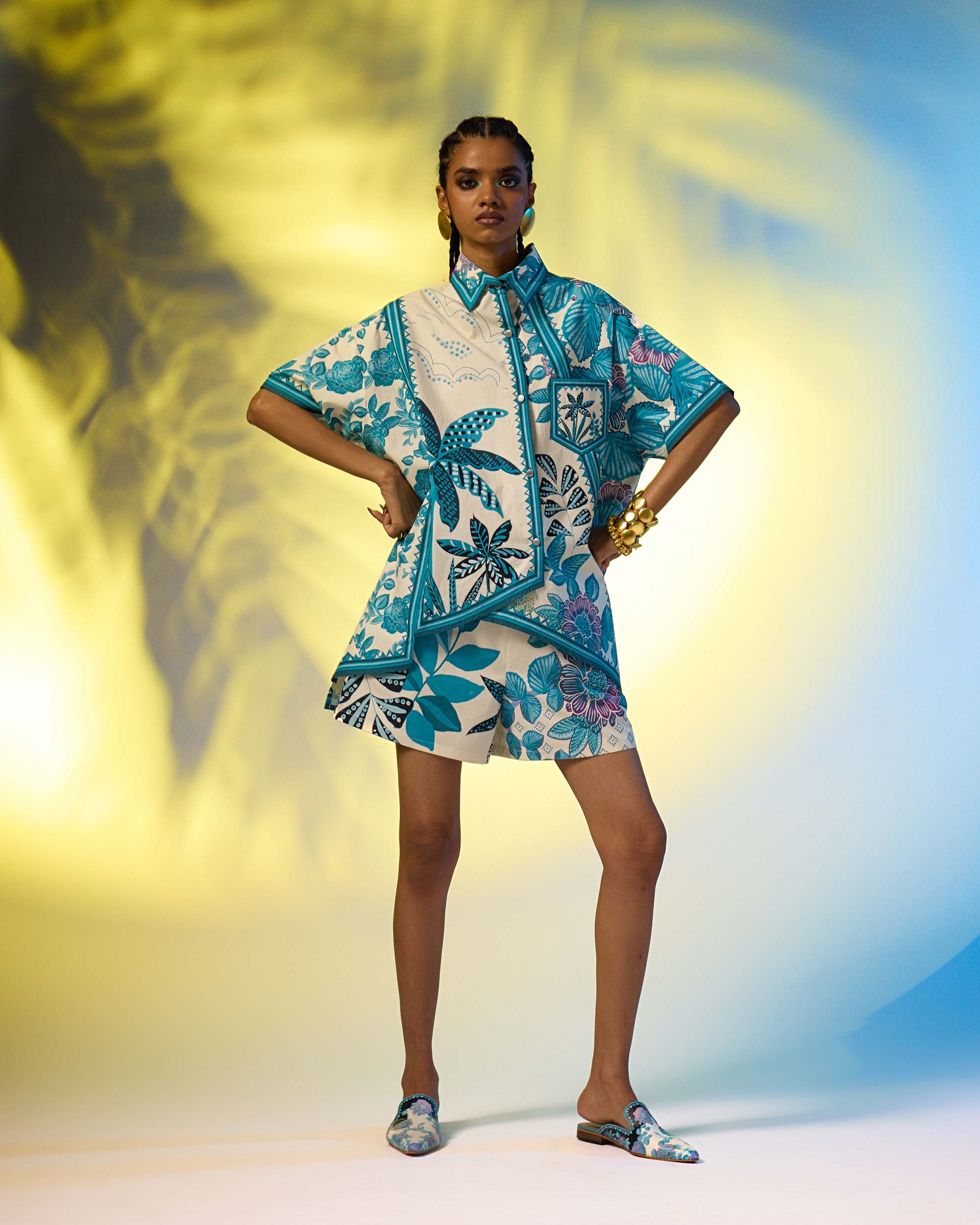 Jamaica : Khadija - Ivory/Blue