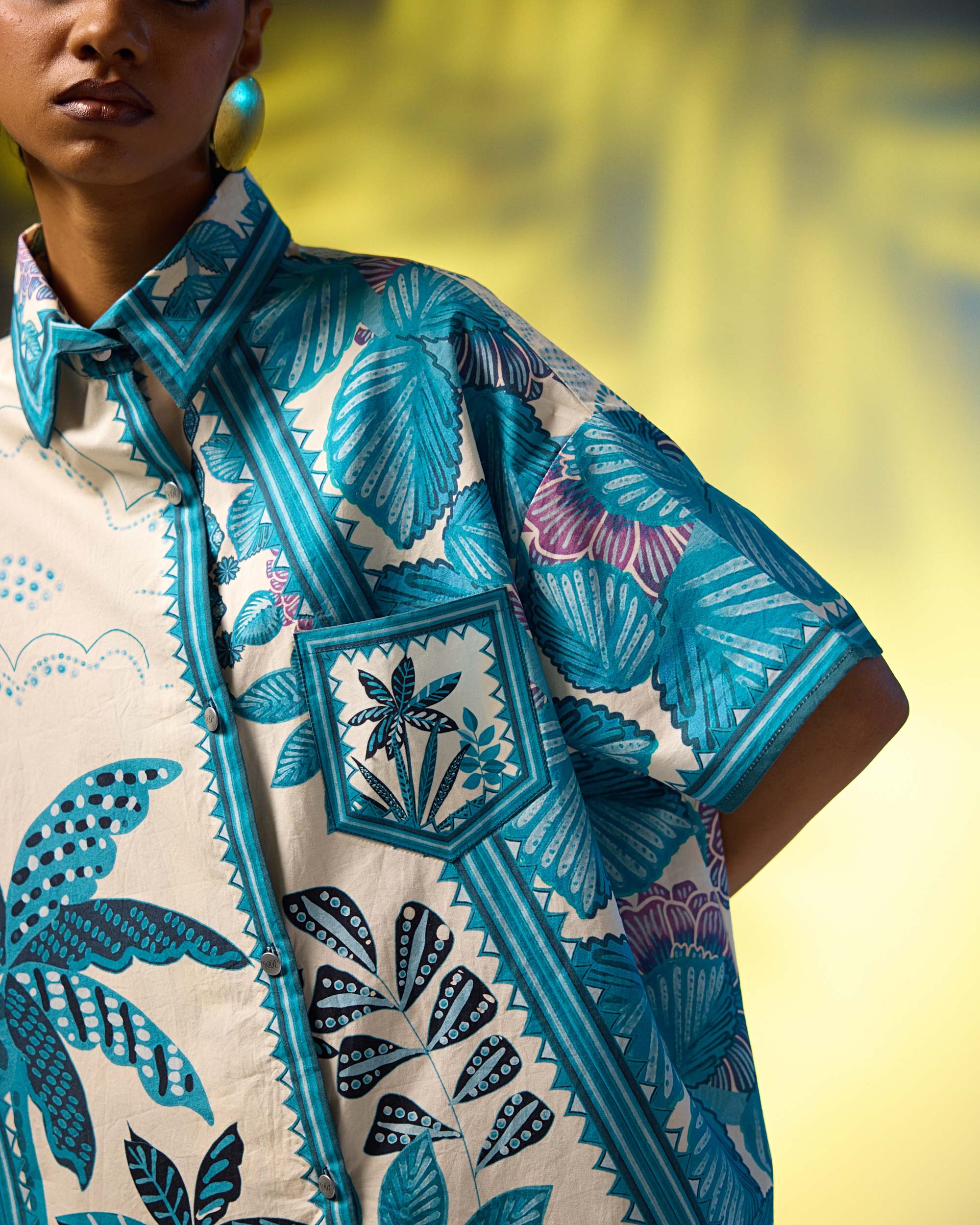 Jamaica : Khadija - Ivory/Blue