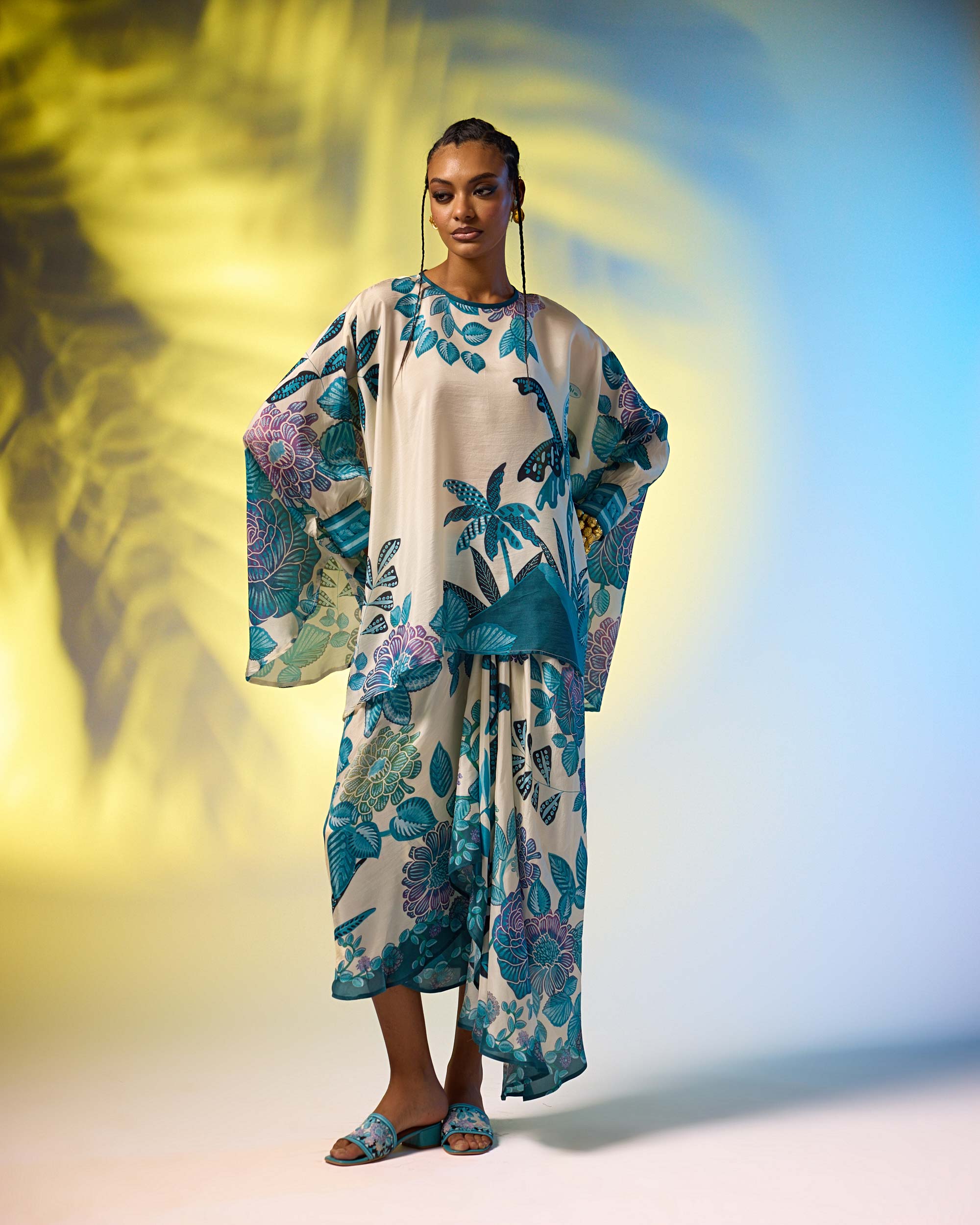 Jamaica : Colette - Ivory/Blue