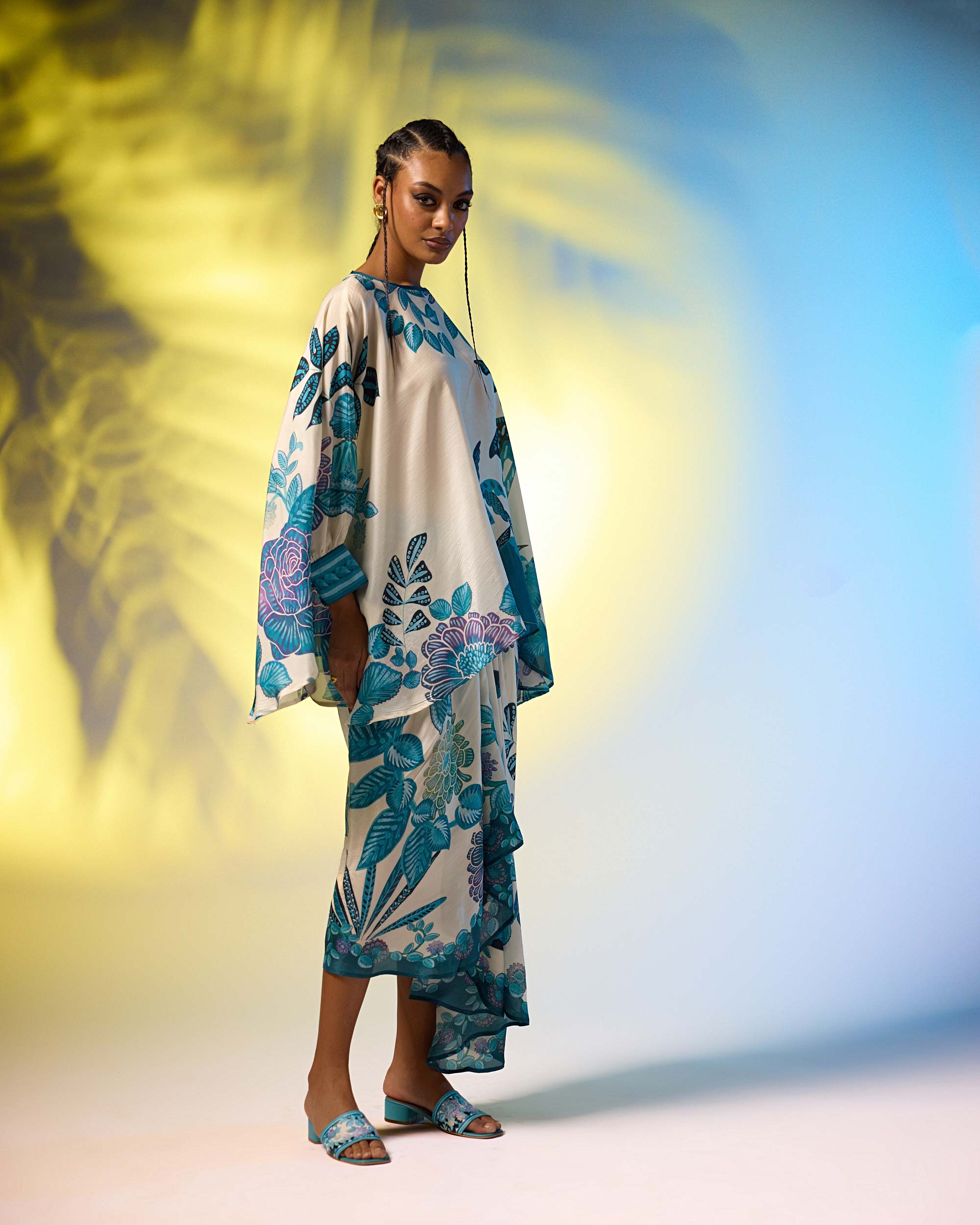 Jamaica : Colette - Ivory/Blue