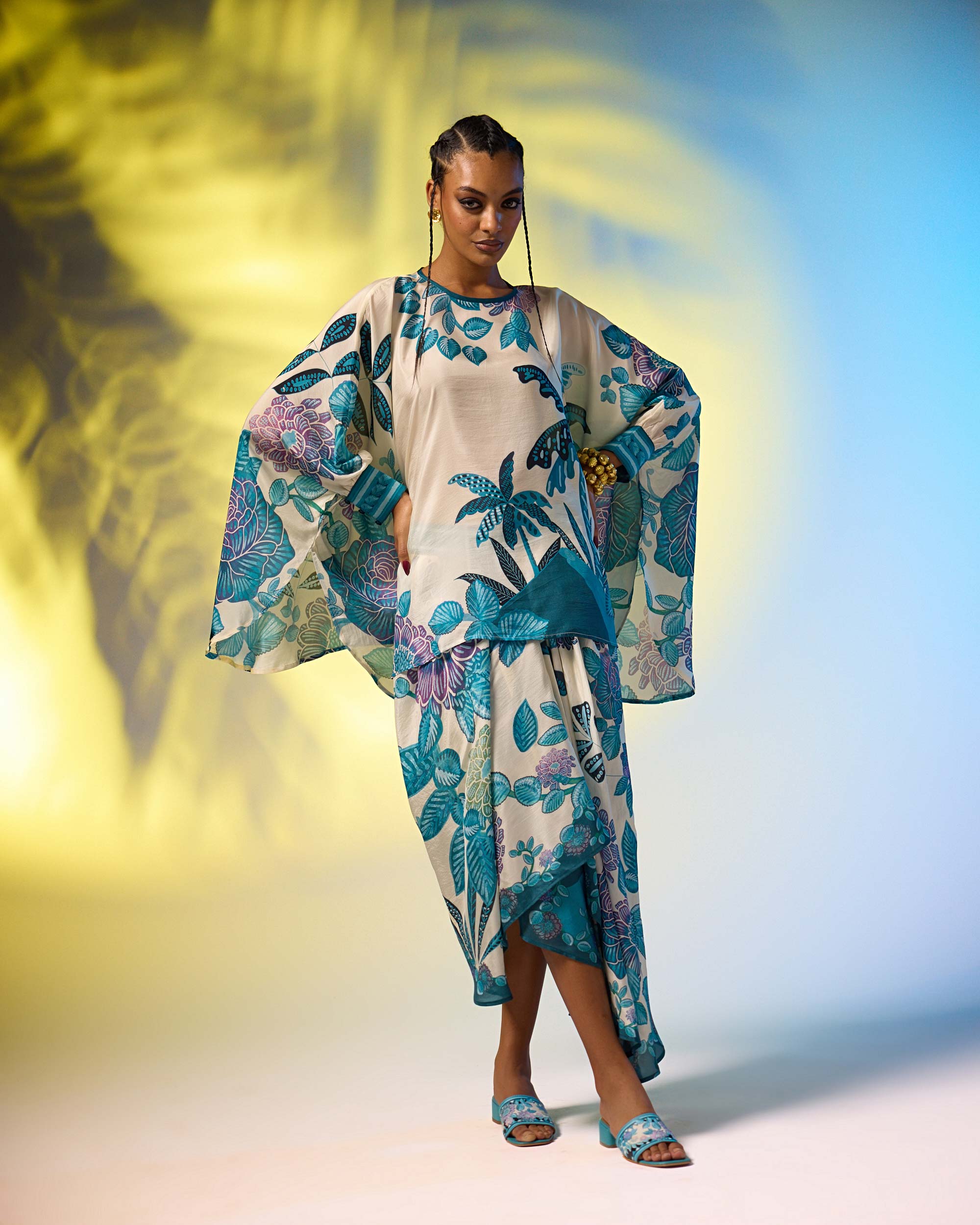 Jamaica : Colette - Ivory/Blue