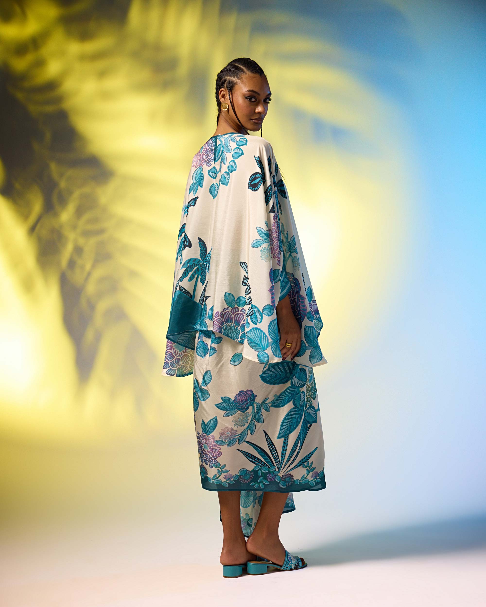 Jamaica : Colette - Ivory/Blue