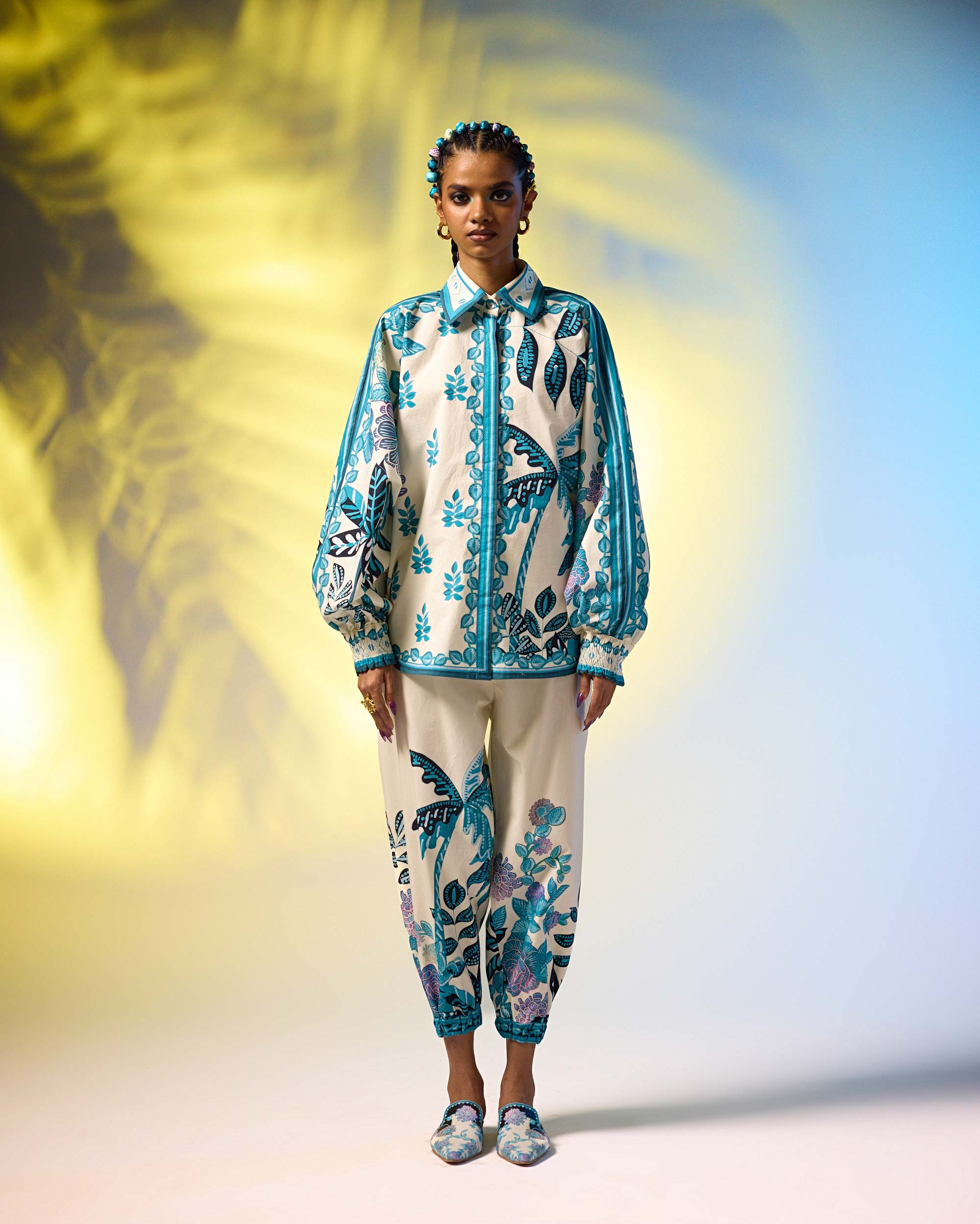 Jamaica : Faiza - Ivory/Blue