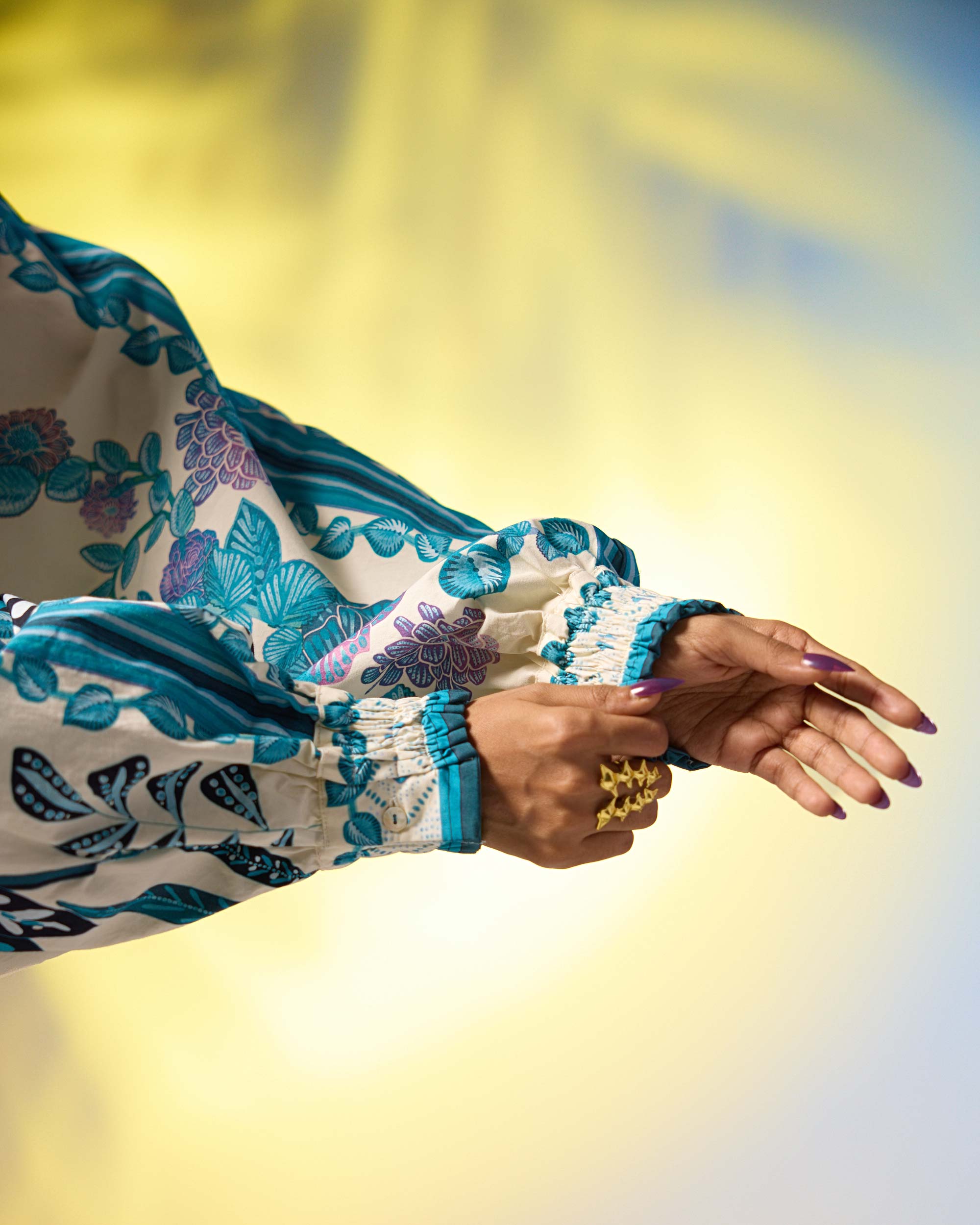Jamaica : Faiza - Ivory/Blue