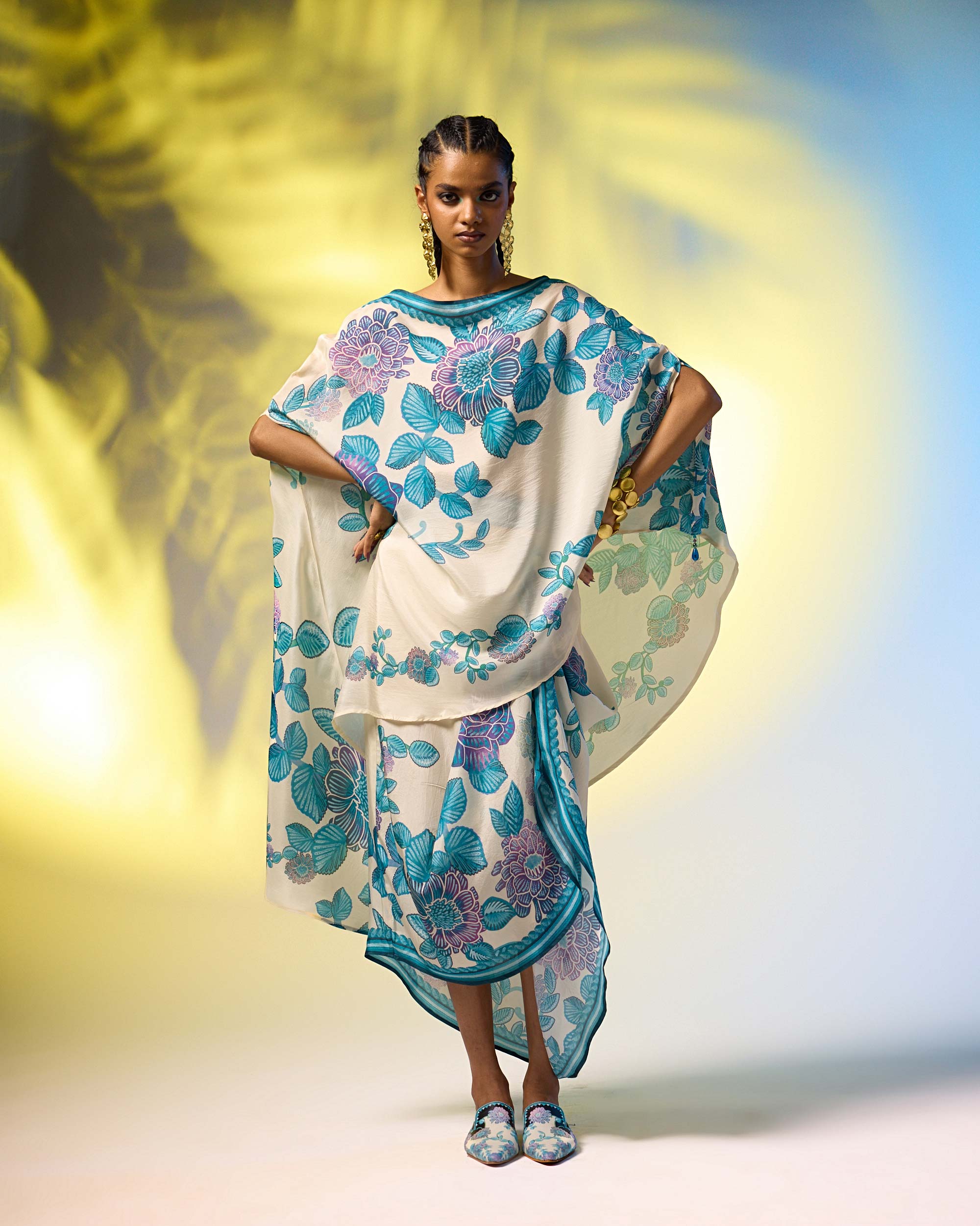 Jamaica : Kamini - Ivory/Blue