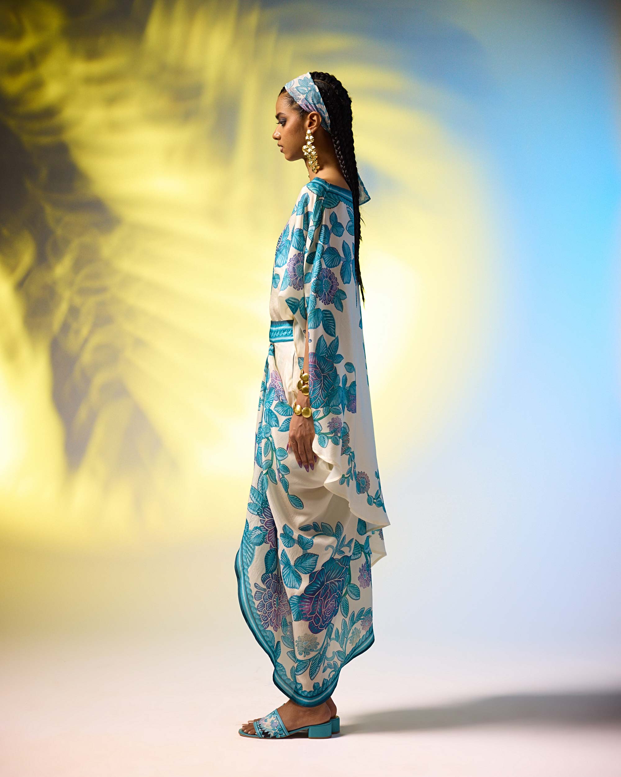 Jamaica : Kamini - Ivory/Blue