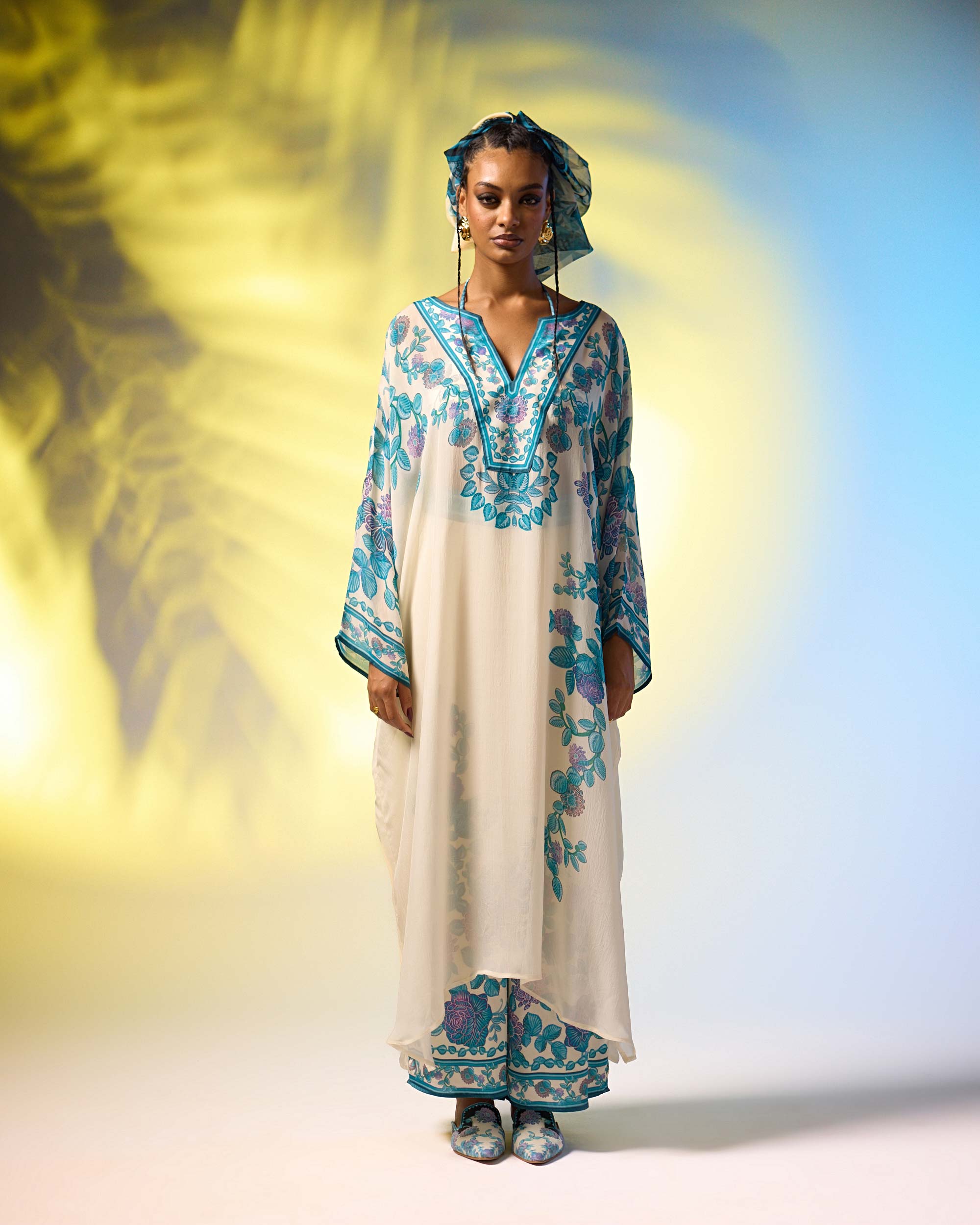 Jamaica : Vienna - Ivory/Blue