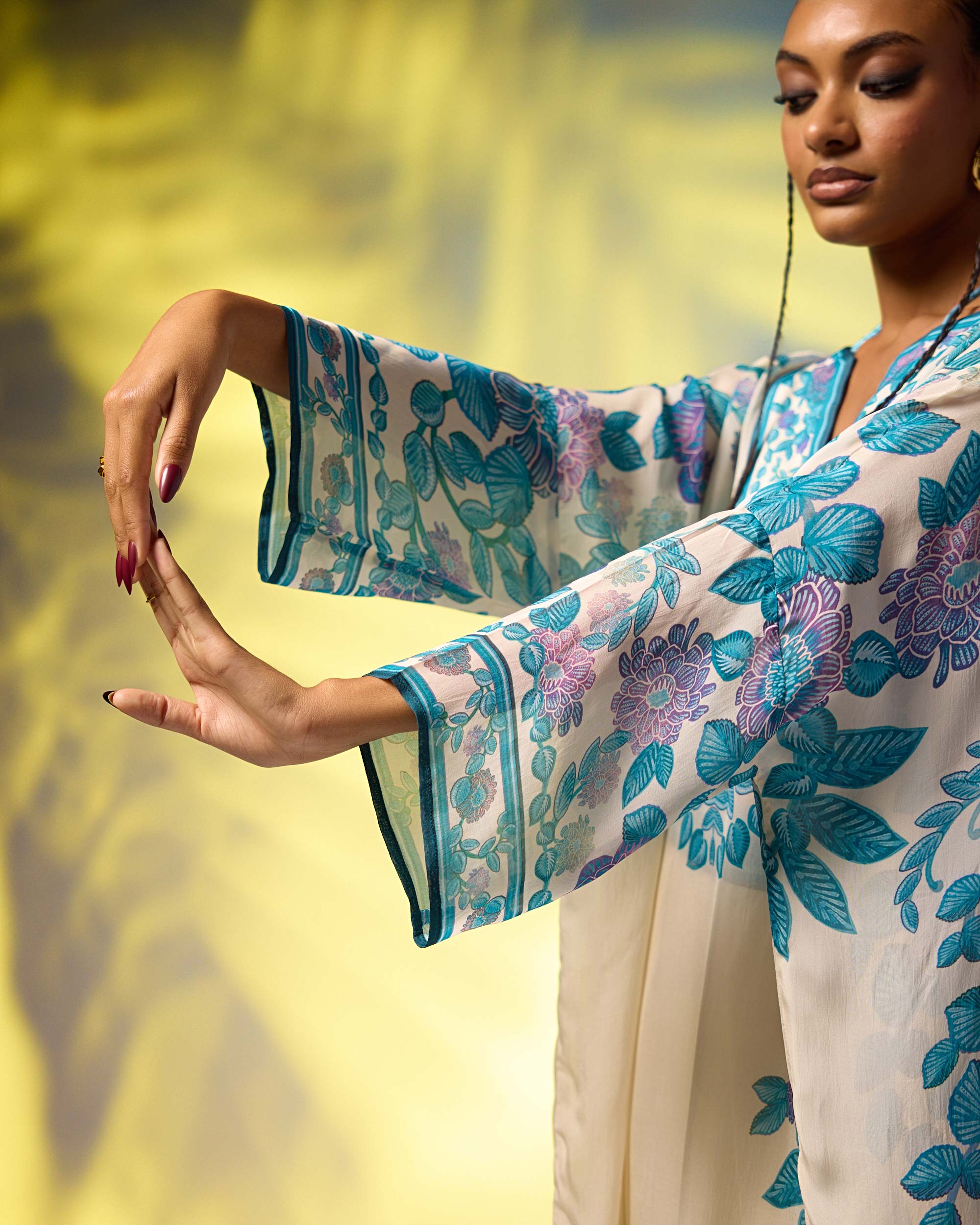 Jamaica : Vienna - Ivory/Blue