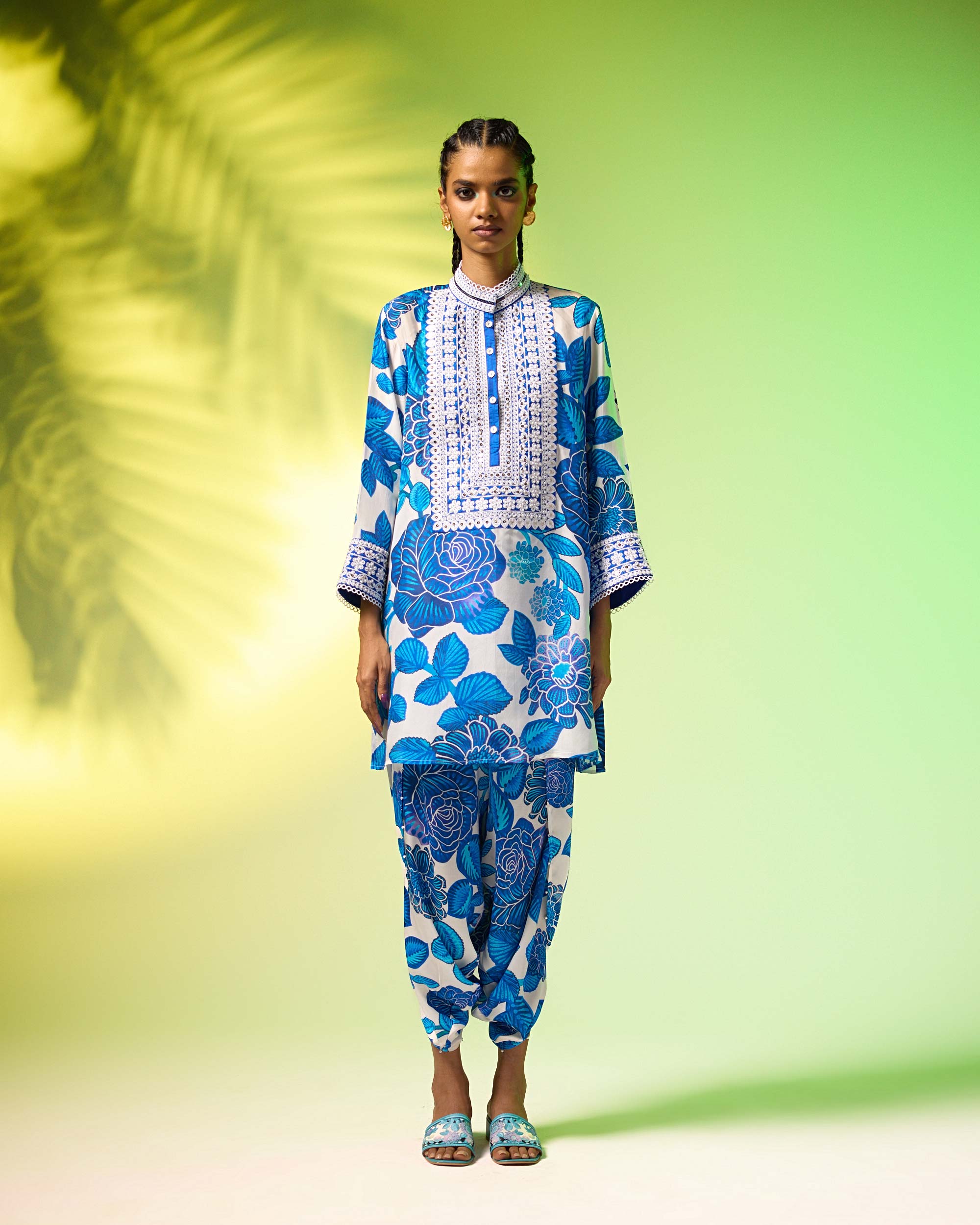 Jamaica : Reza - White/Blue