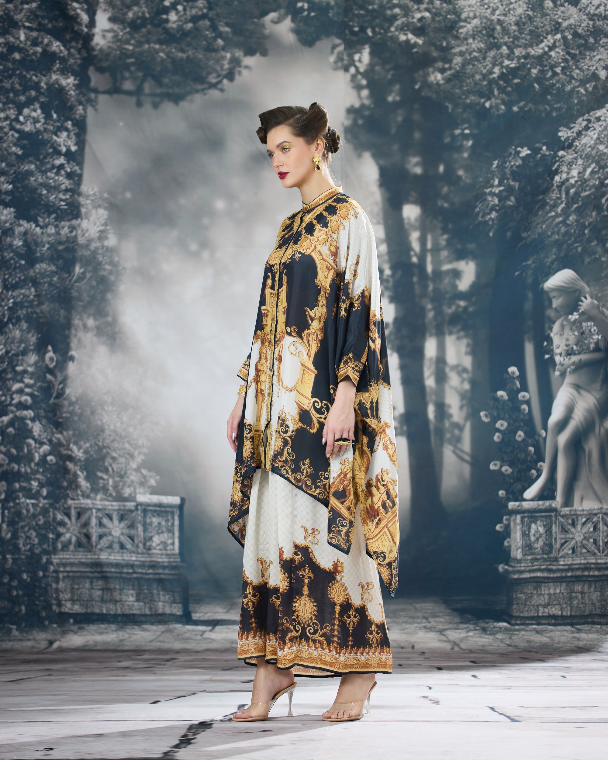 Rome : Dakota/Surilee - Black/Gold