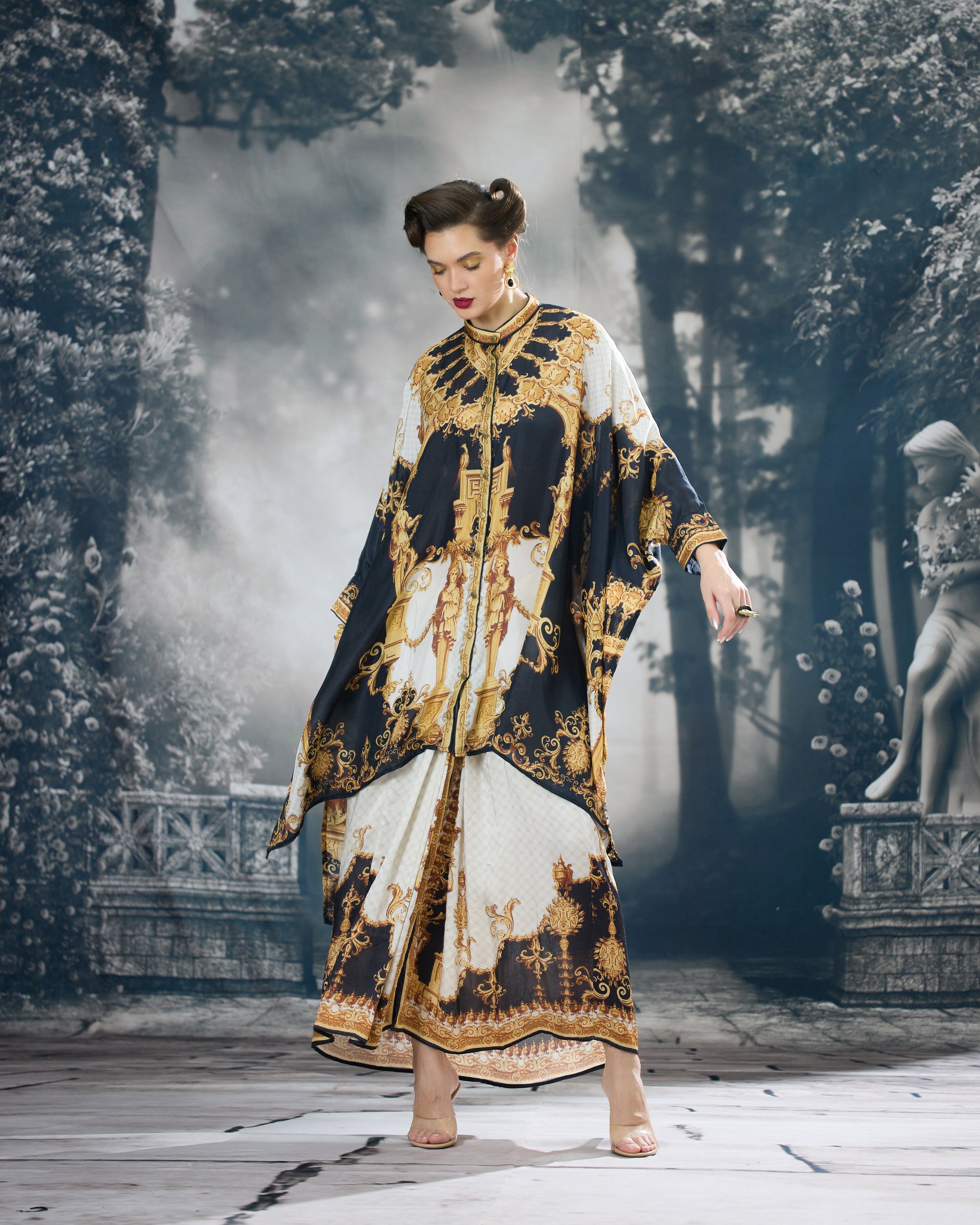 Rome : Dakota/Surilee - Black/Gold