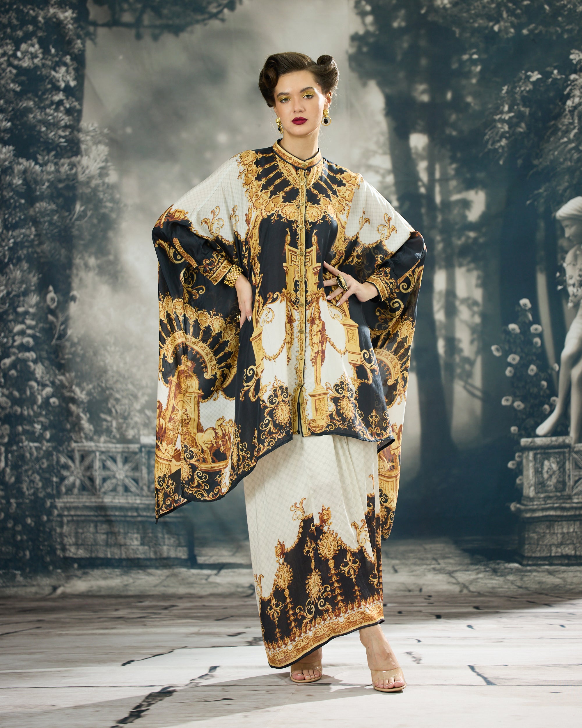 Rome : Dakota/Surilee - Black/Gold