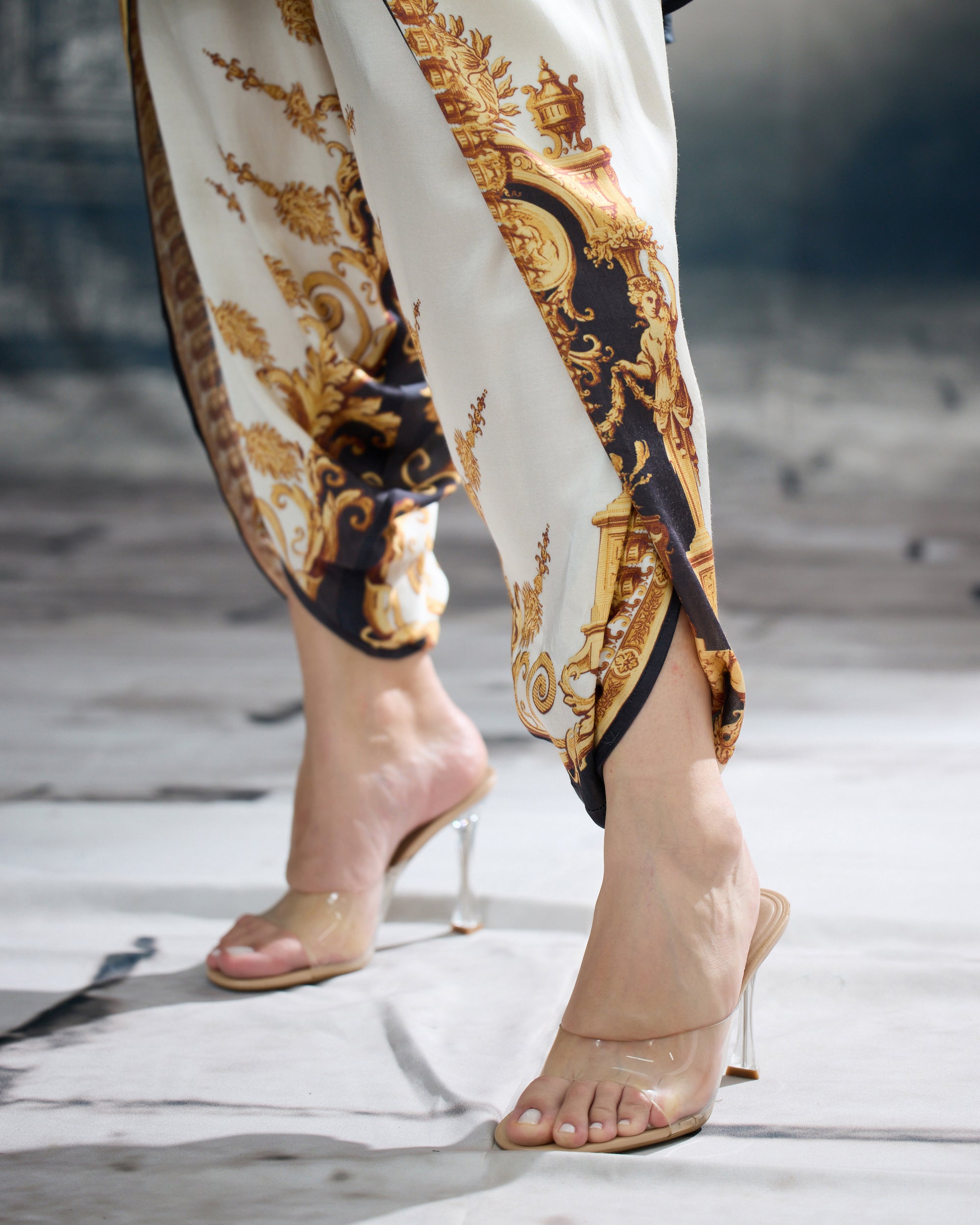 Rome : Mabel - Black/Gold
