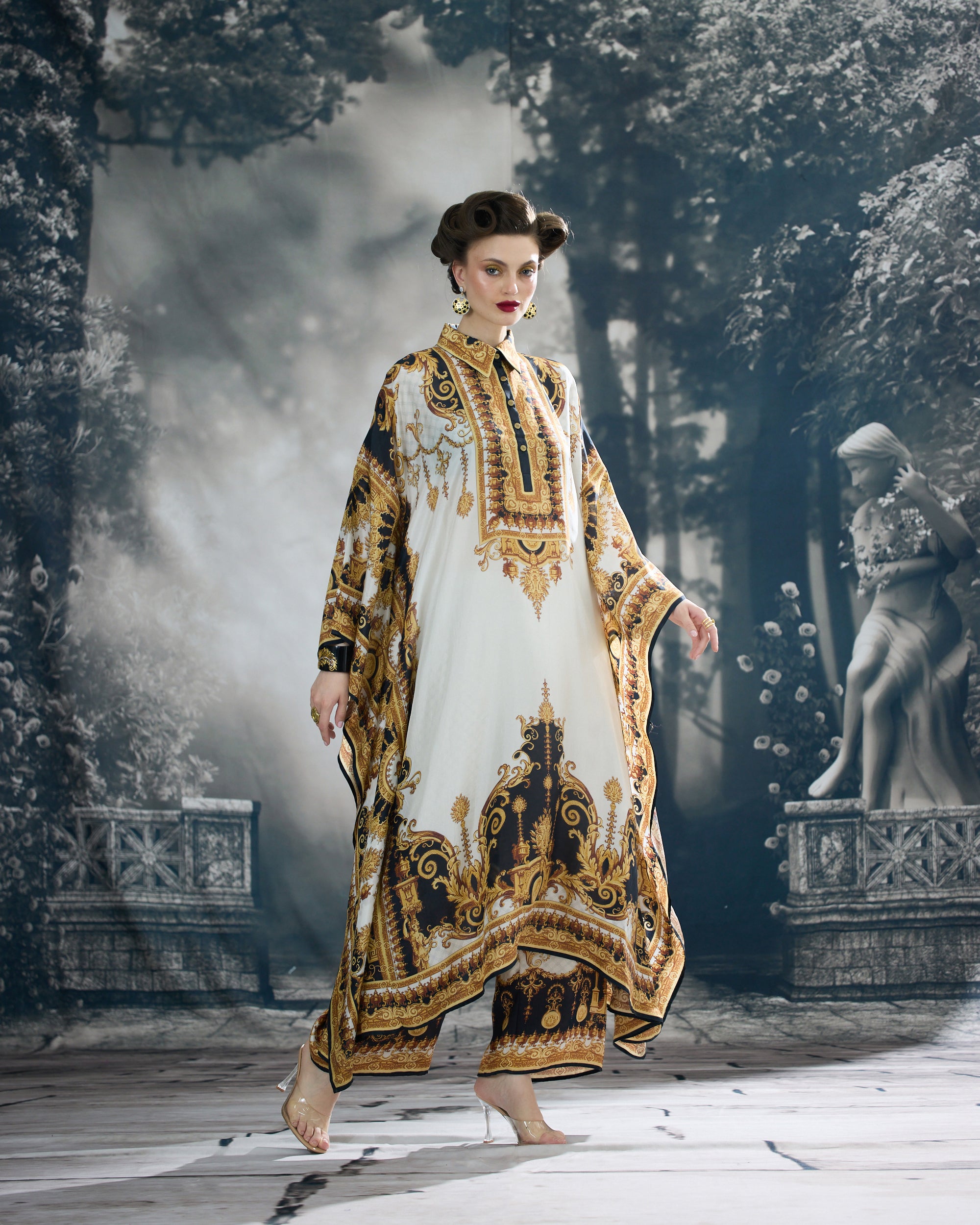 Rome : Sharifa - Black/Gold