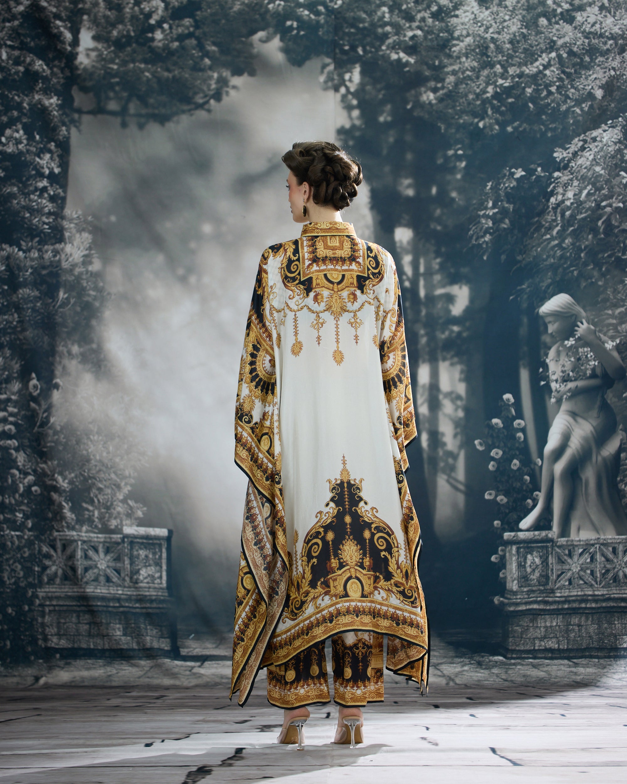 Rome : Sharifa - Black/Gold