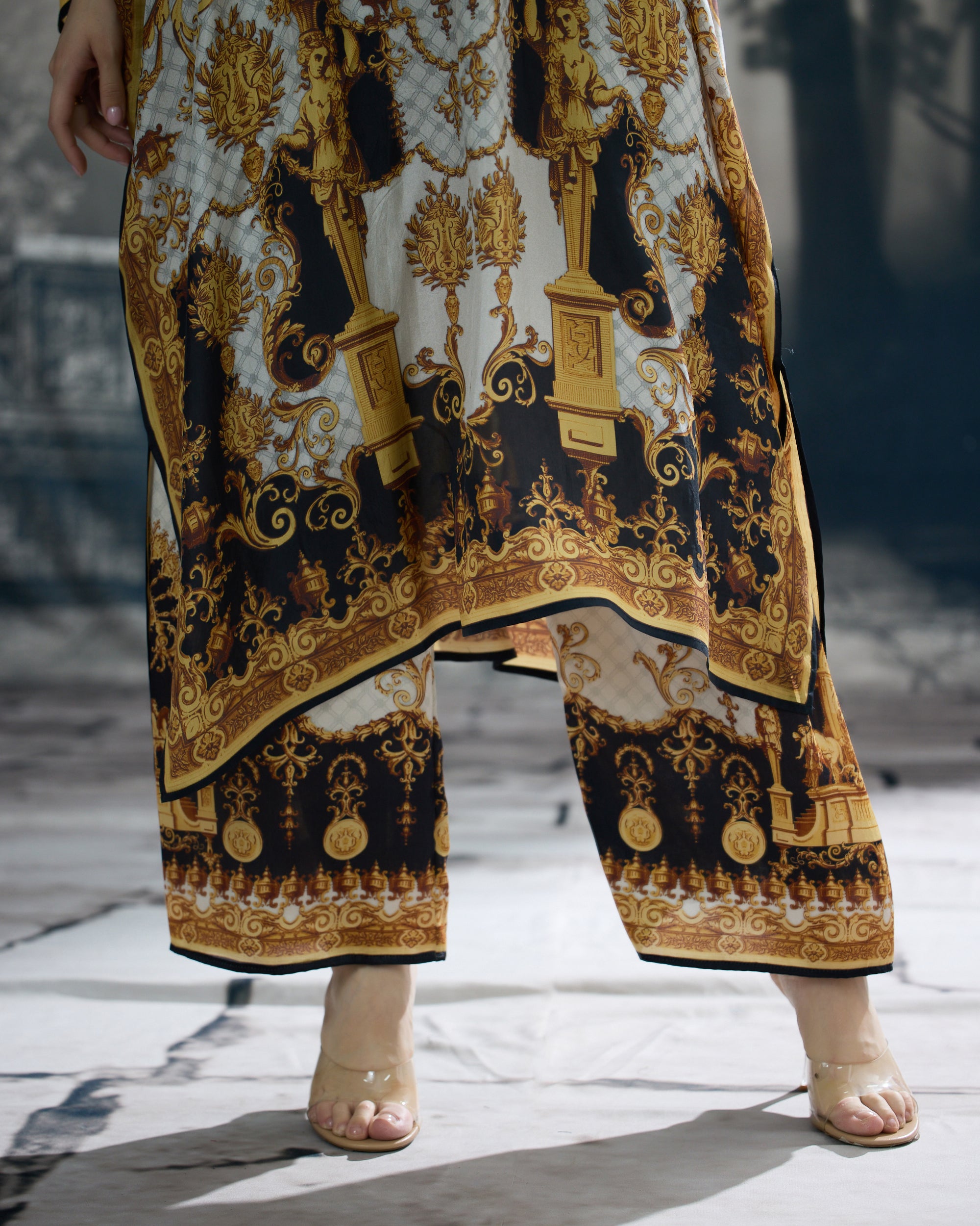 Rome : Ghufrina - Black/Gold