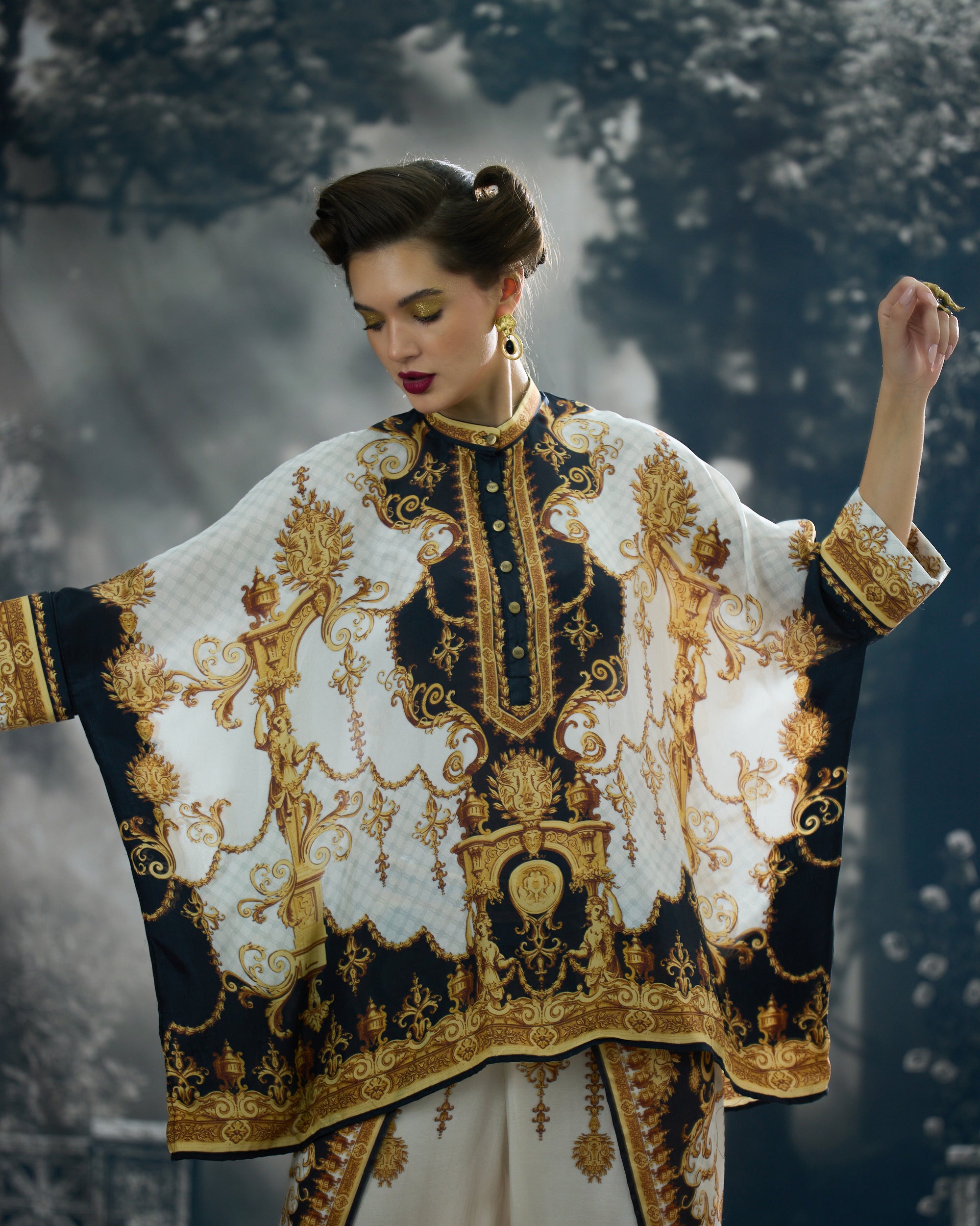 Rome : Chanel/Sonth -  Black/Gold