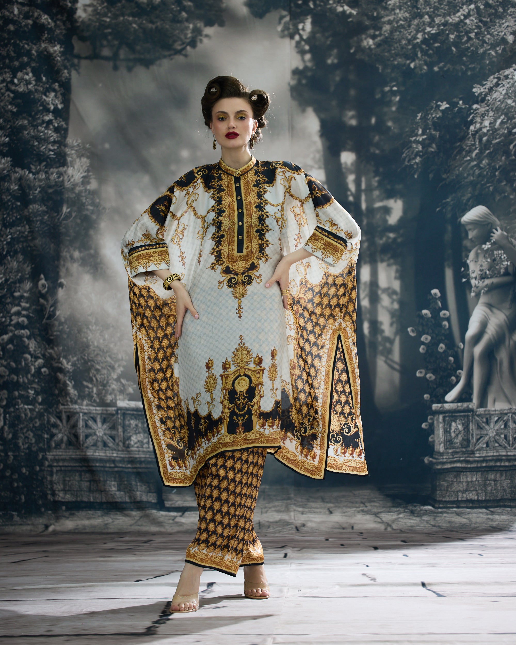 Rome : Chantelle - Black/Gold