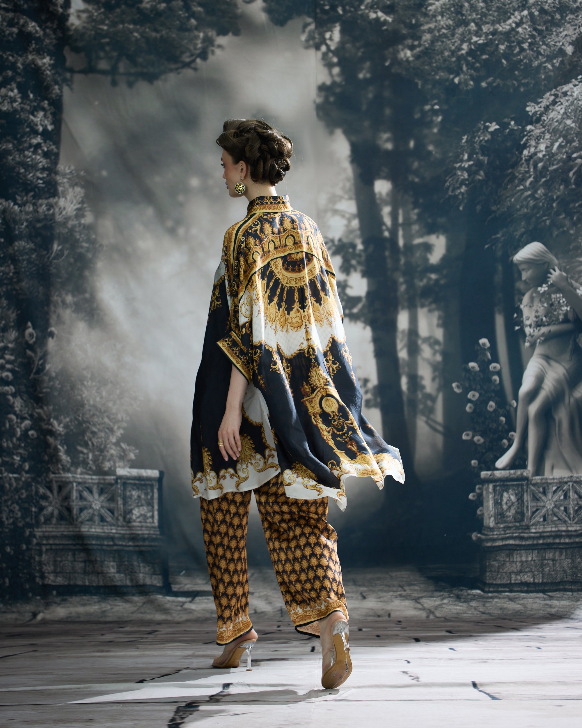 Rome : Kamara - Black/Gold