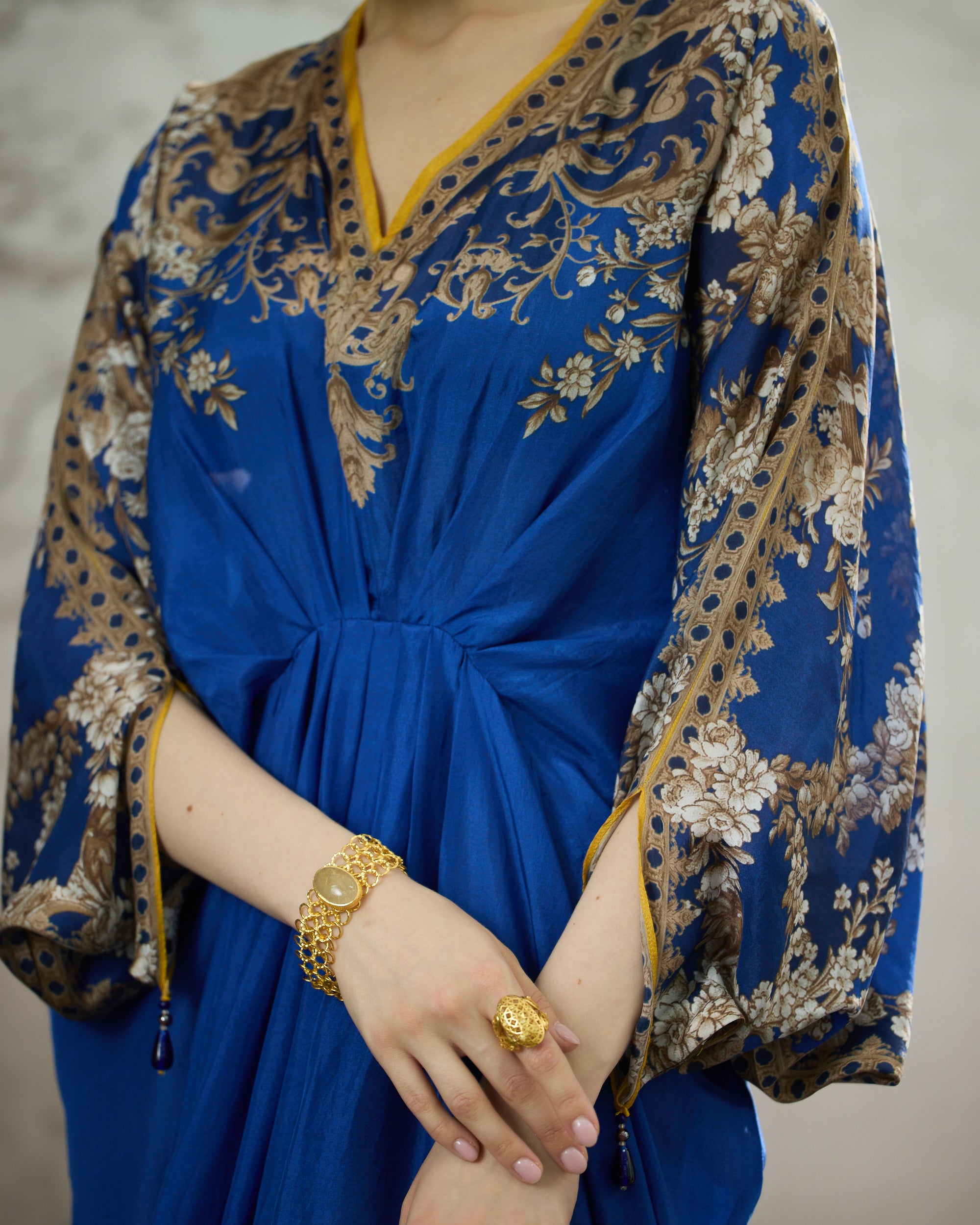 Rome : Rasika - Blue