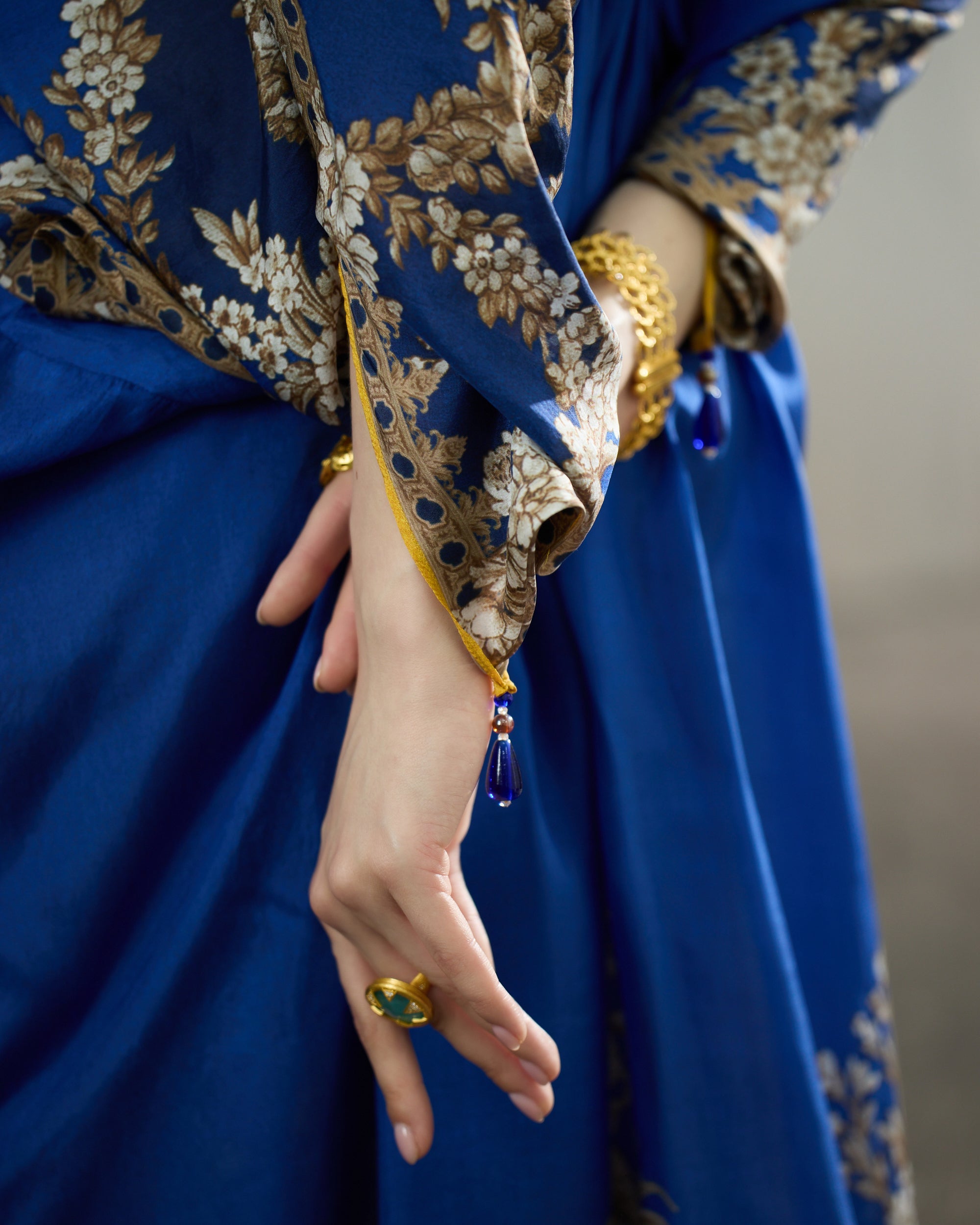 Rome : Rasika - Blue