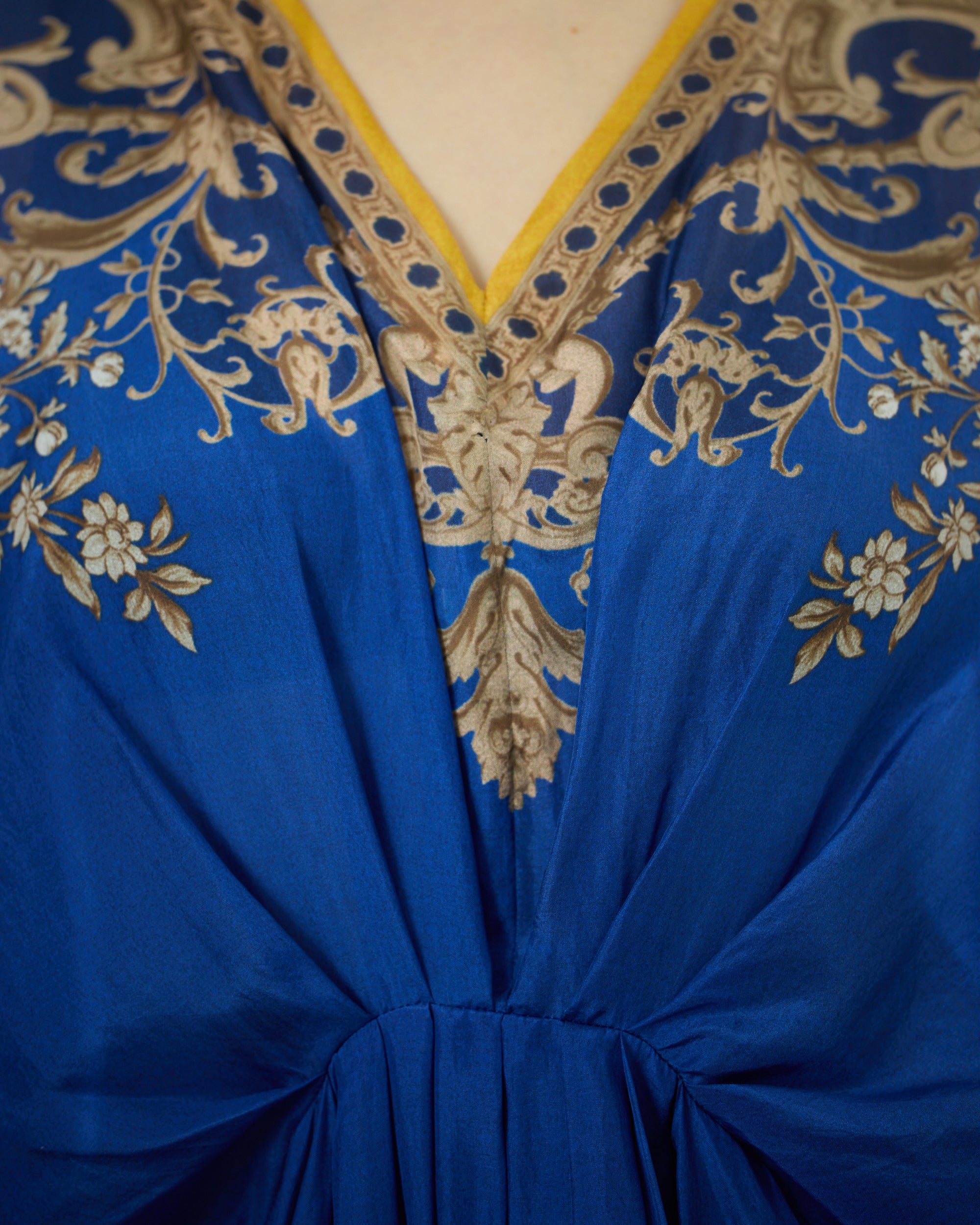 Rome : Rasika - Blue