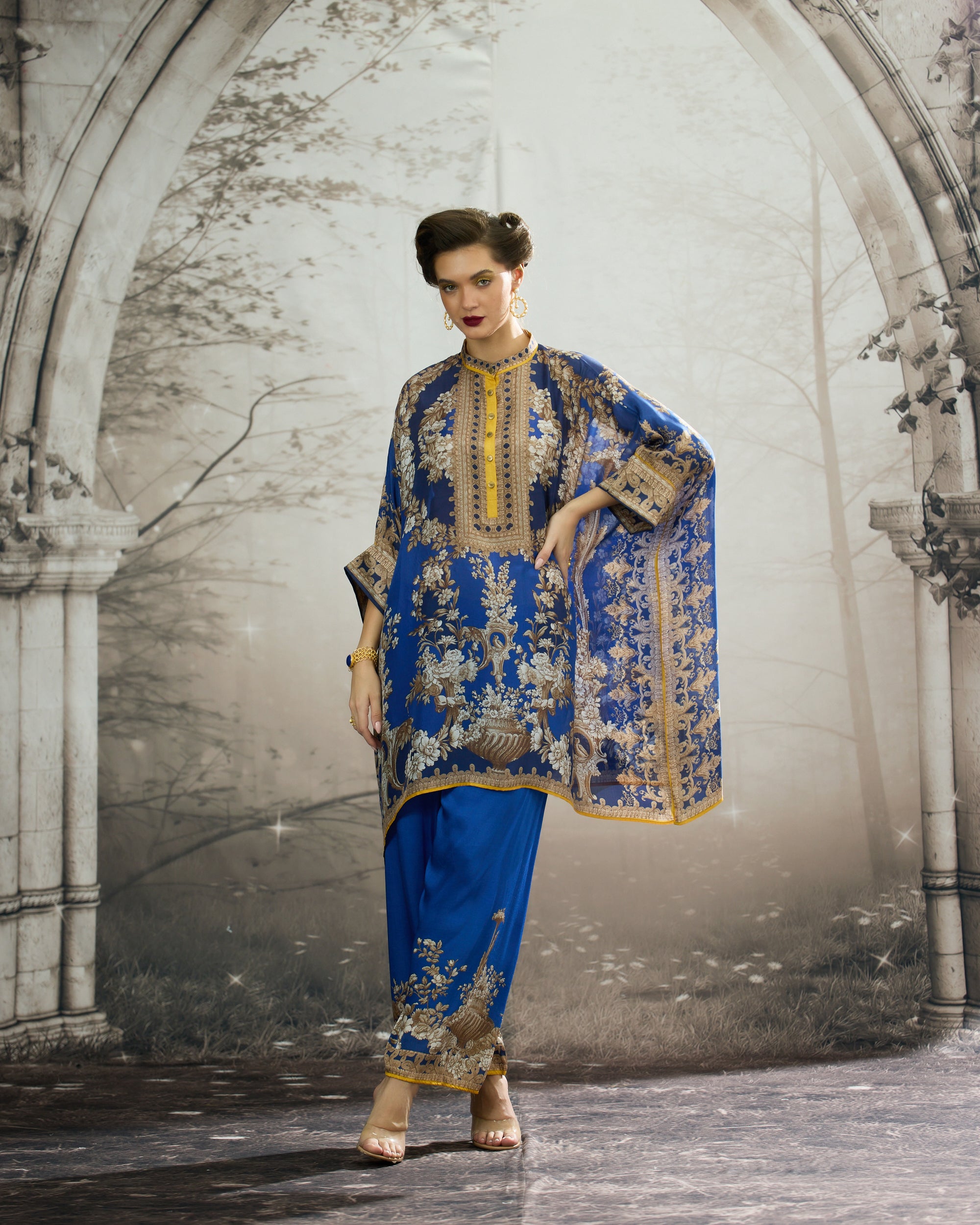 Rome : Chanel 36" - Blue