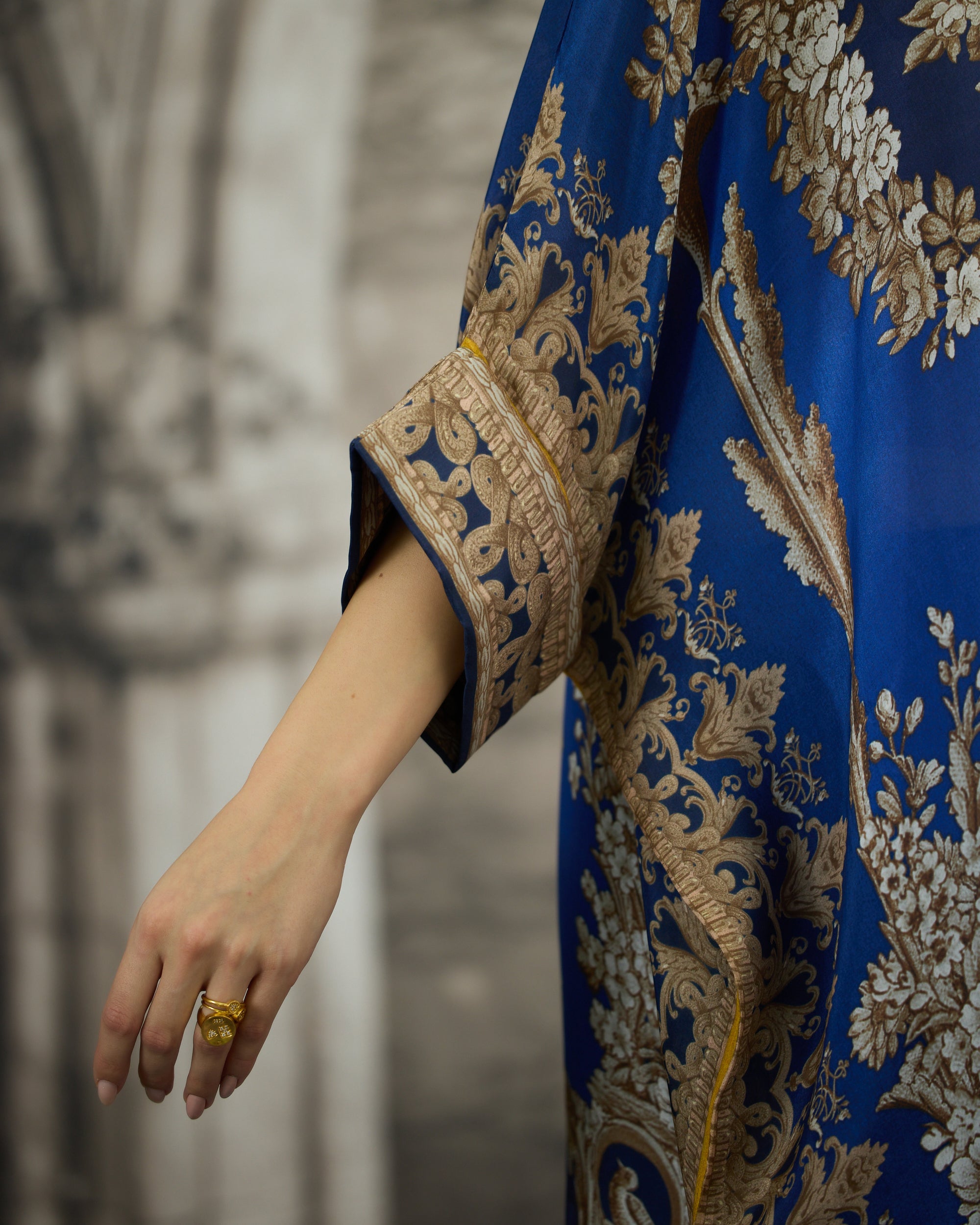 Rome : Chanel 36" - Blue
