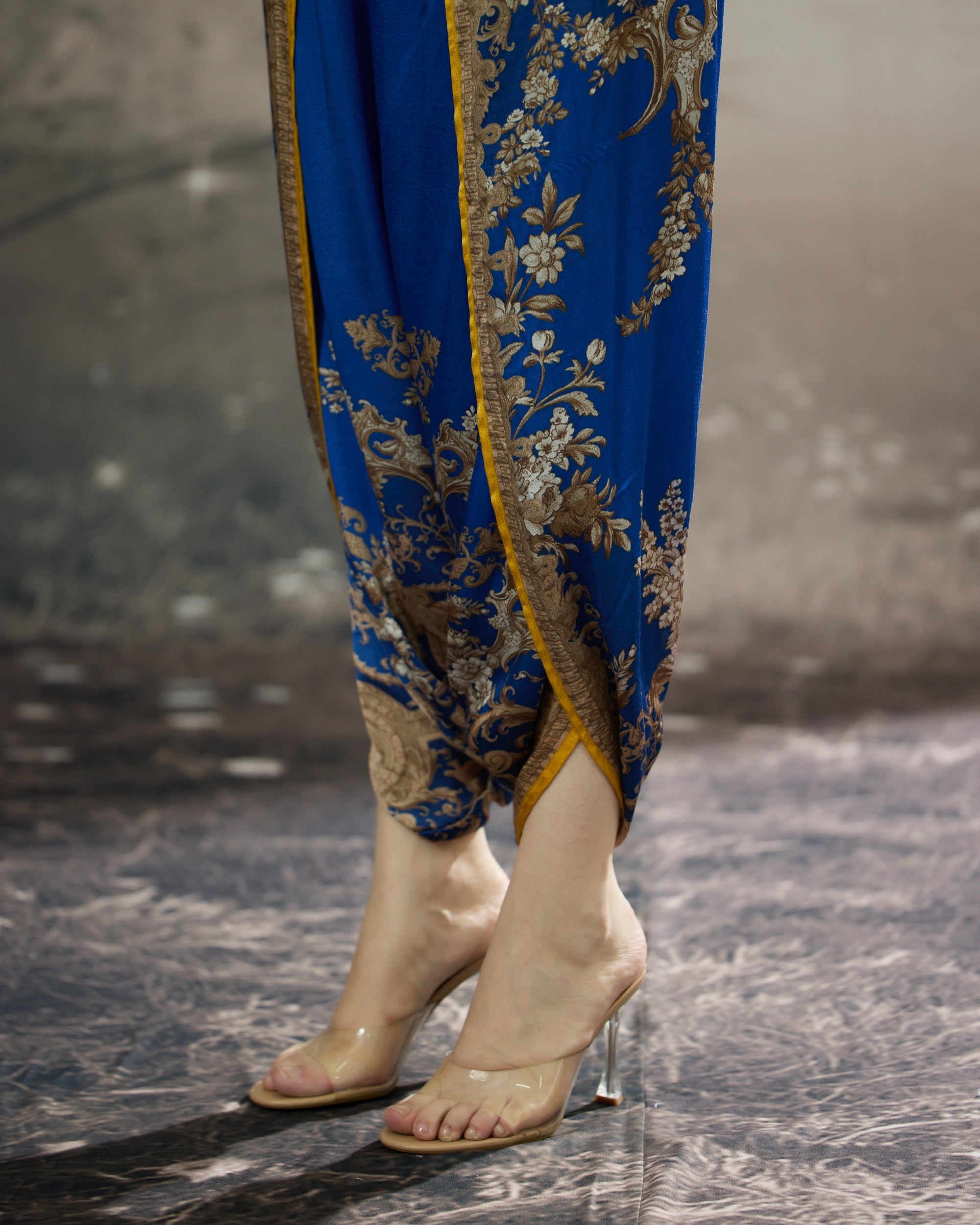 Rome : Ramona/Sonth - Blue
