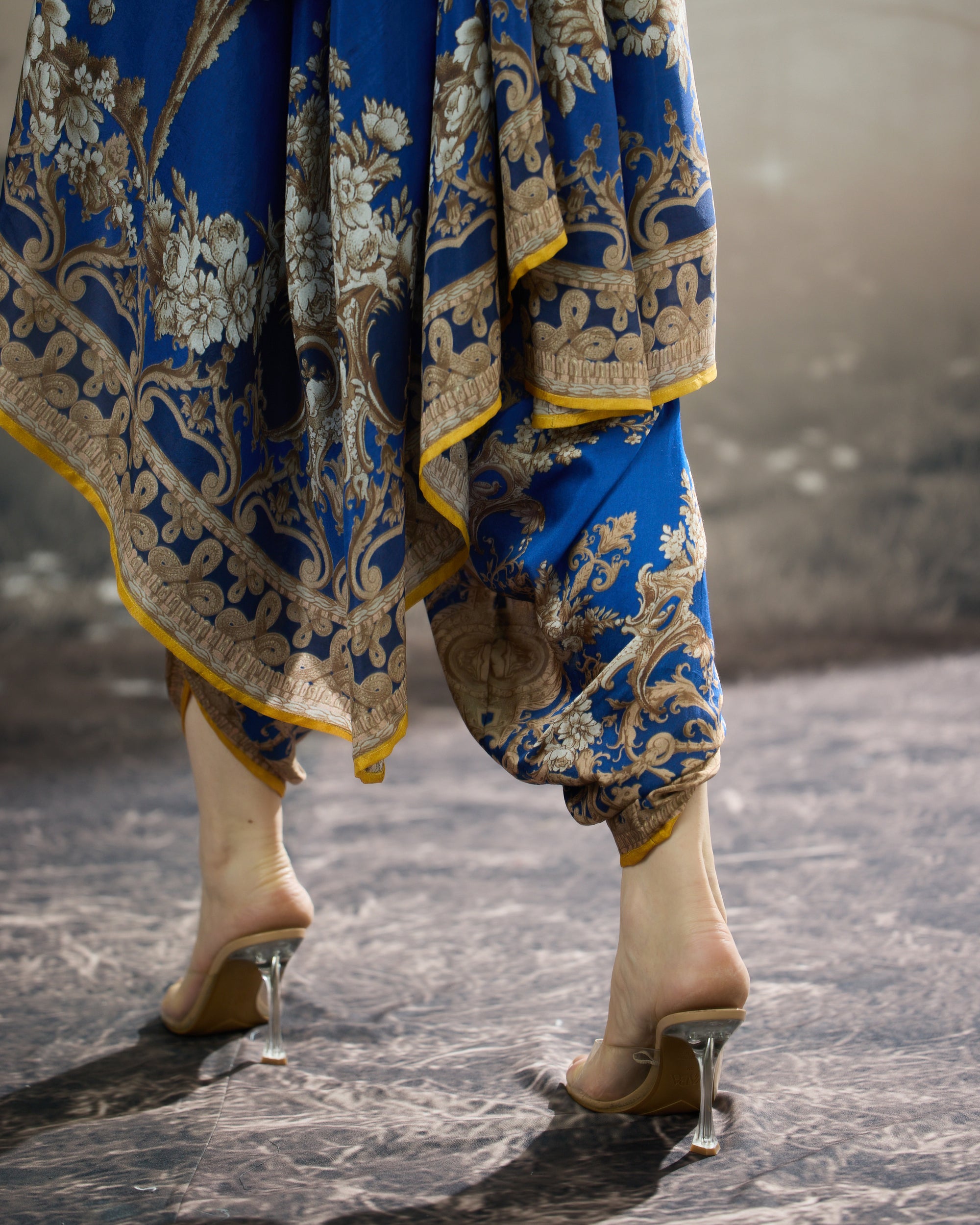Rome : Lavanya/Sonth - Blue