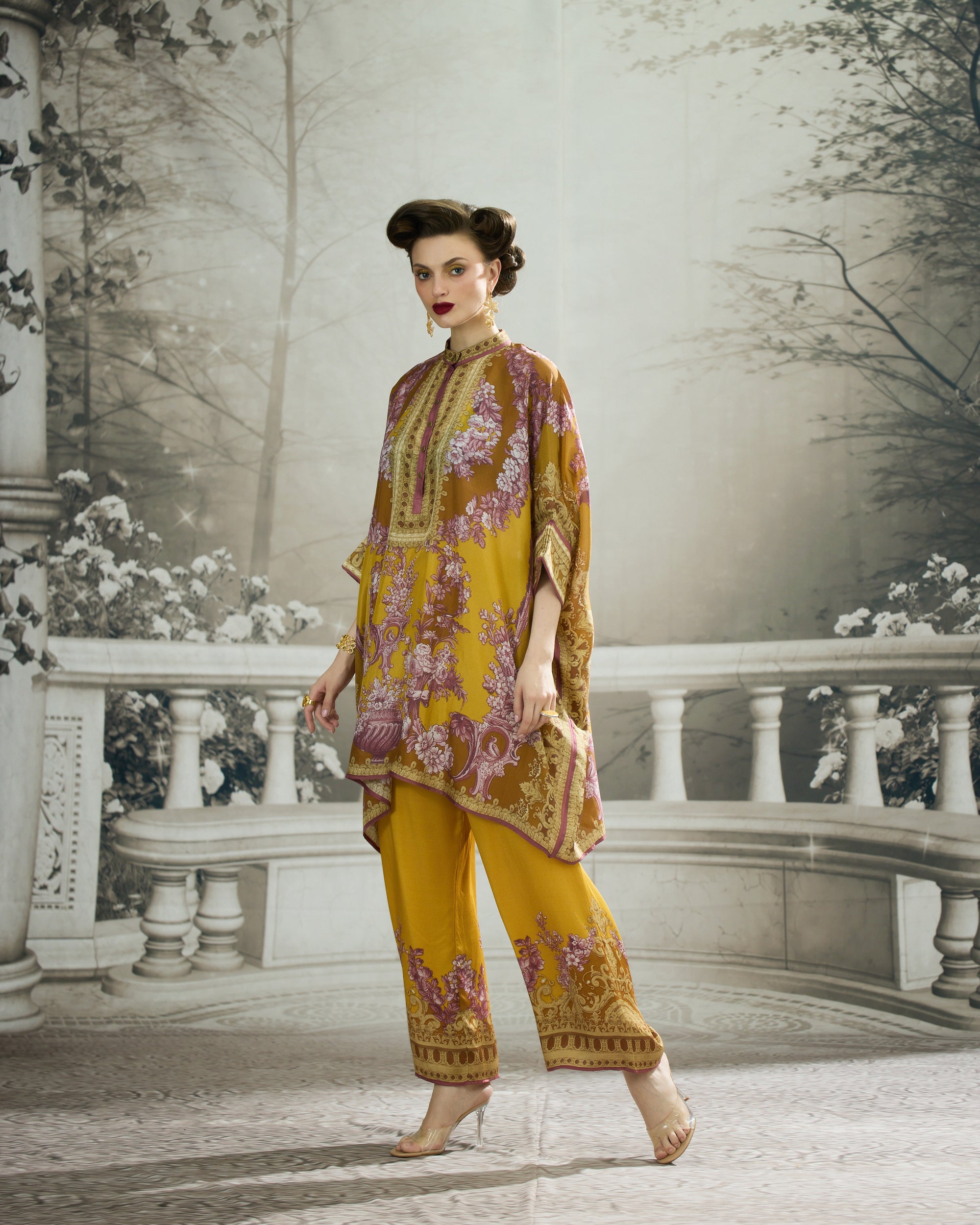 Rome : Chanel 36" - Mustard