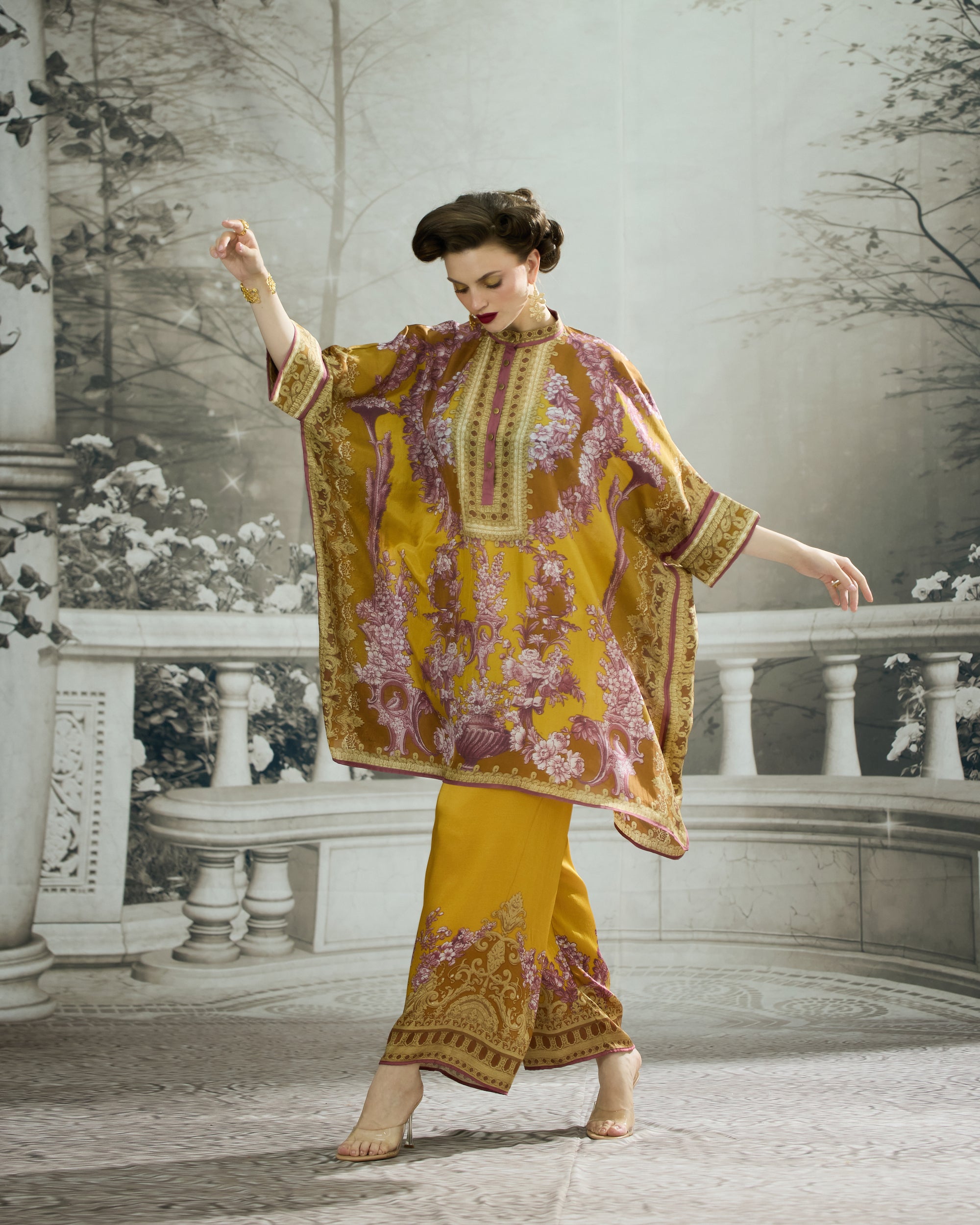 Rome : Chanel 36" - Mustard