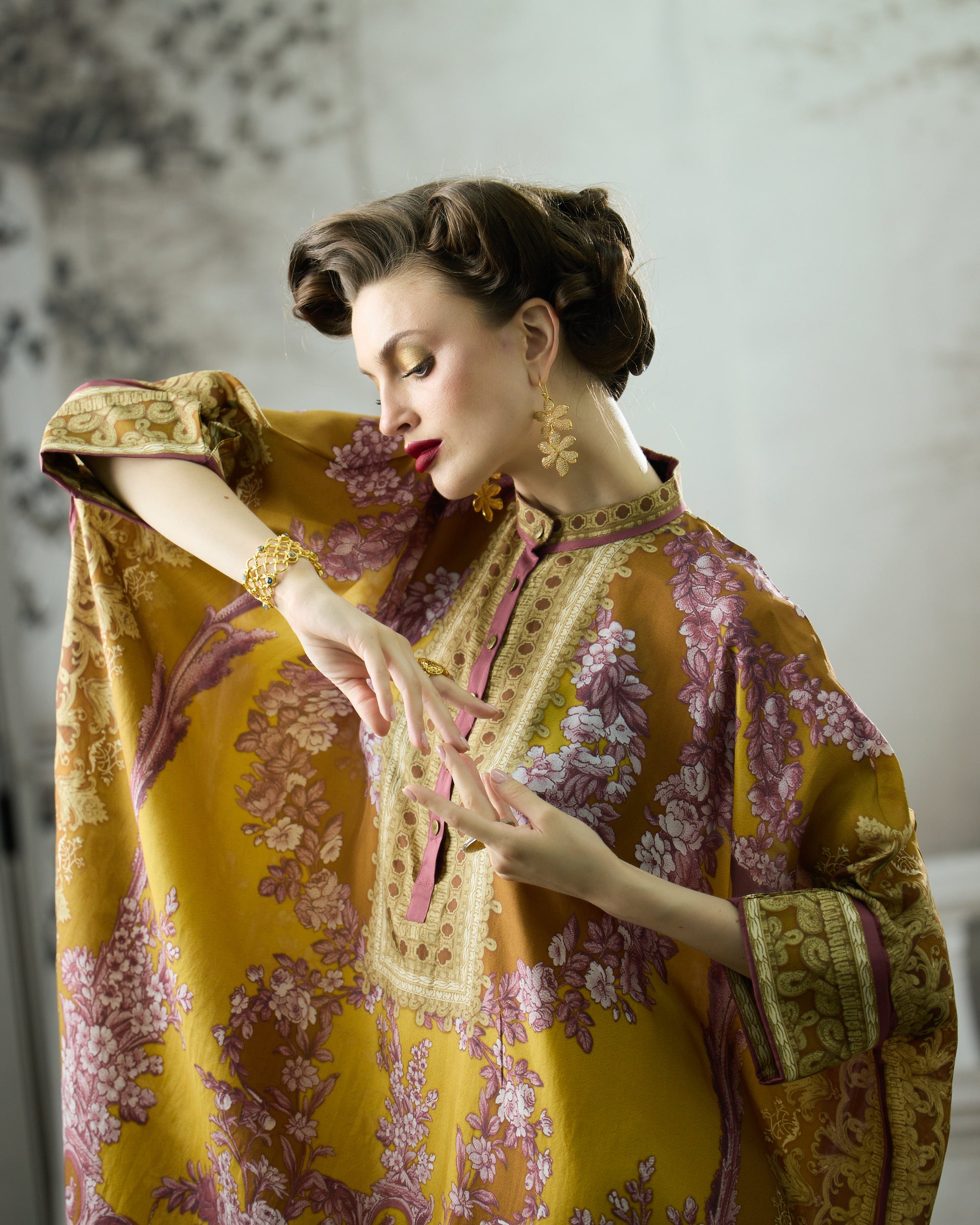 Rome : Chanel 36" - Mustard
