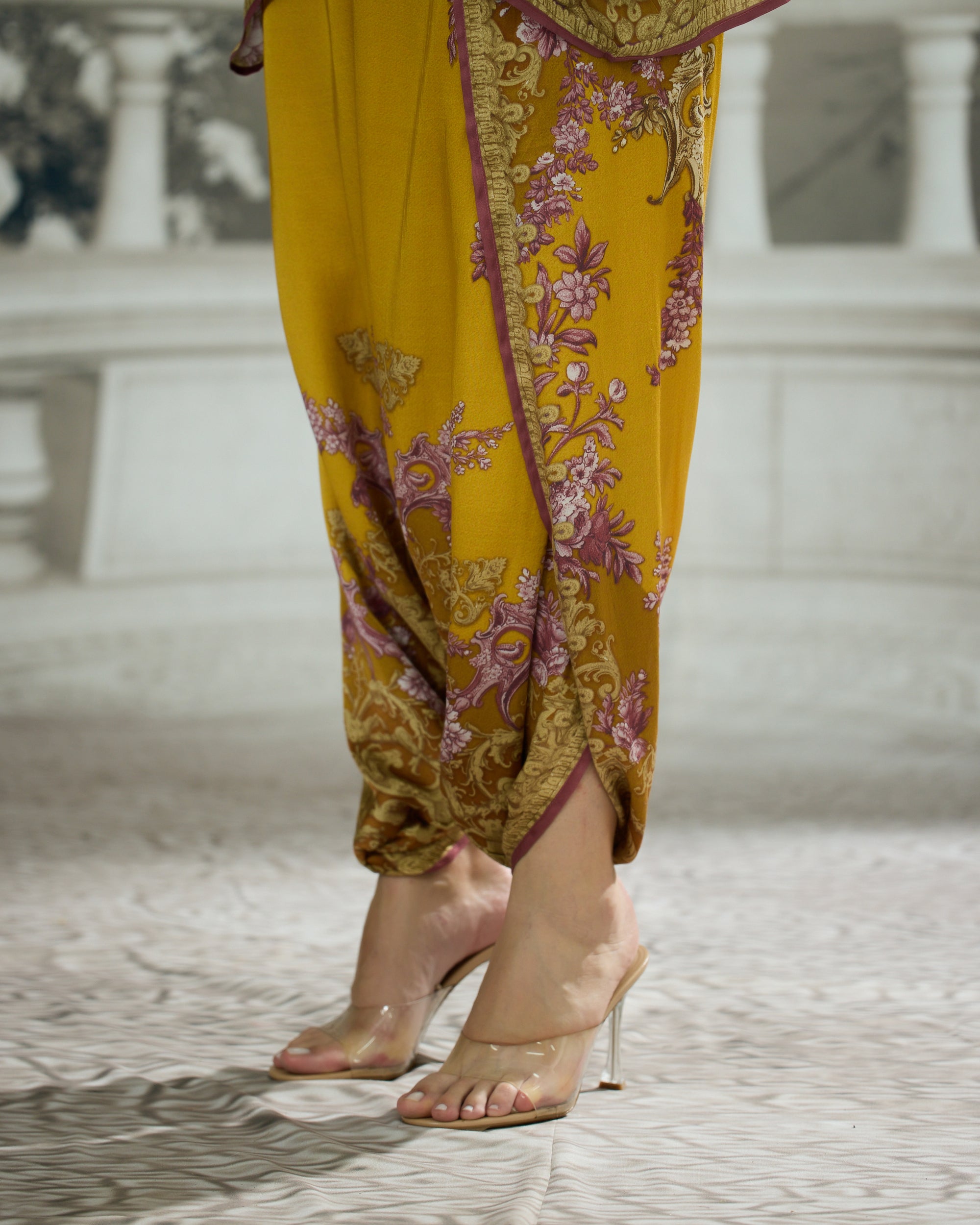 Rome : Chanel/Sonth -  Mustard