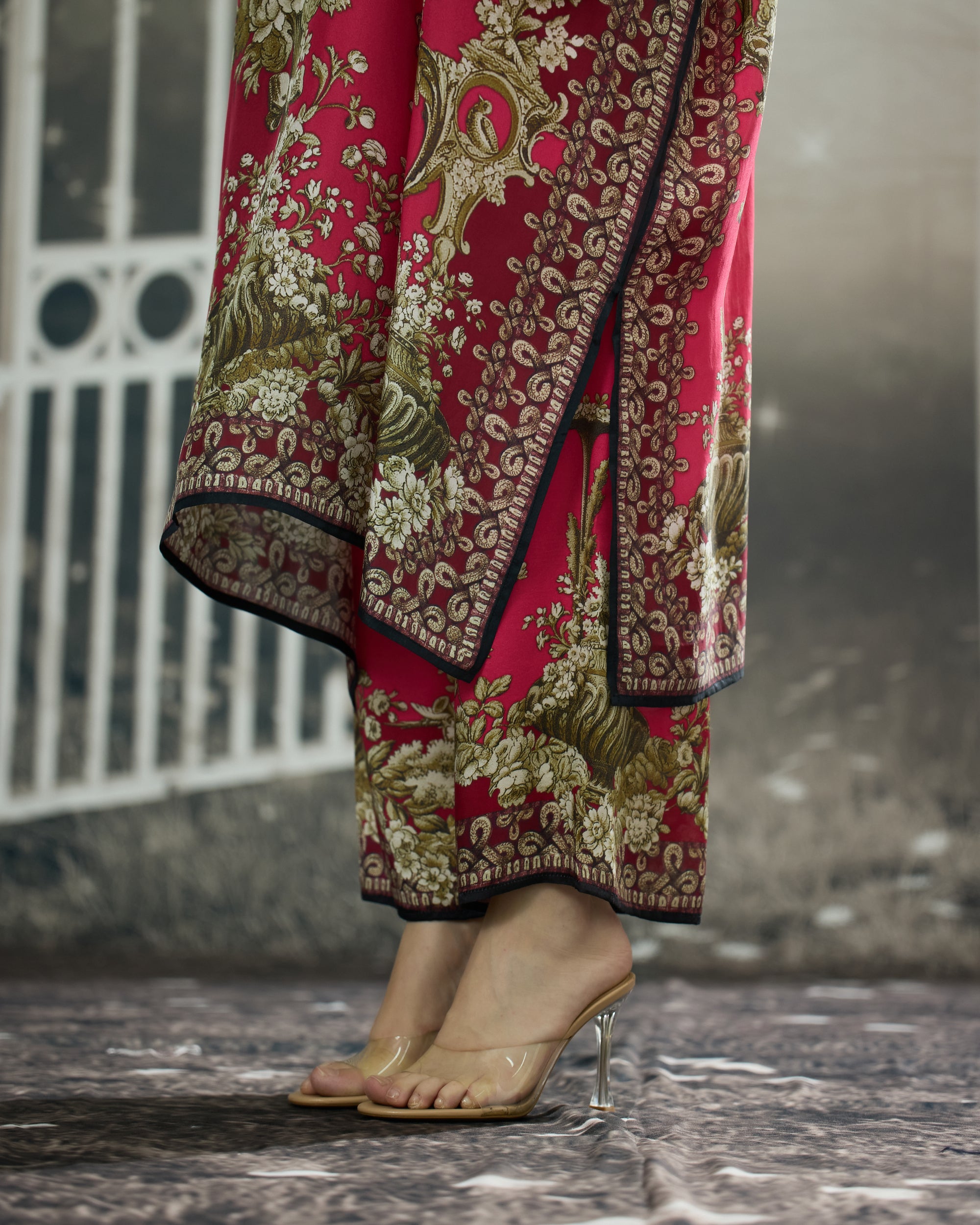 Rome : Ghufrina - Fuchsia