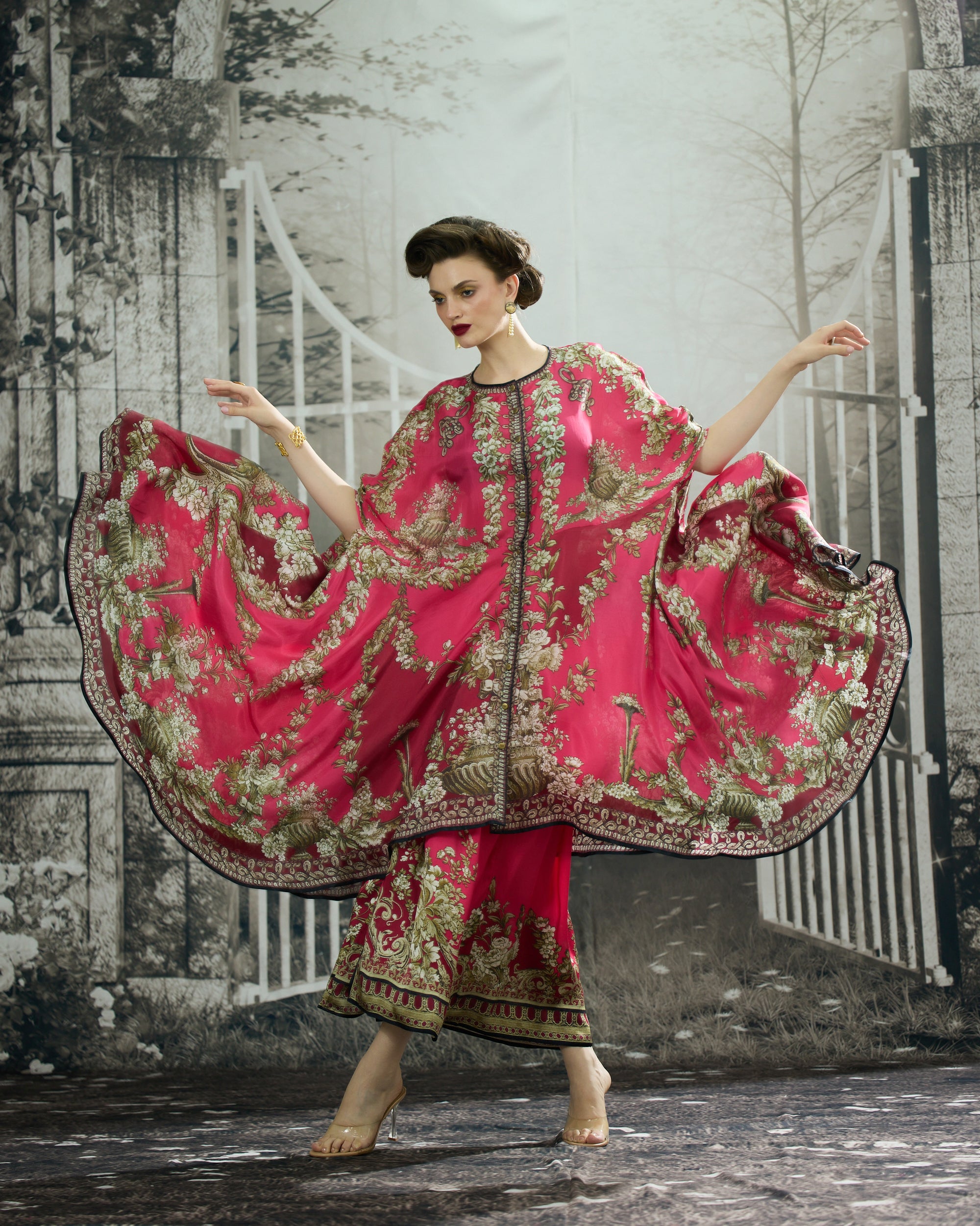 Rome : Caprice/Surilee - Fuchsia
