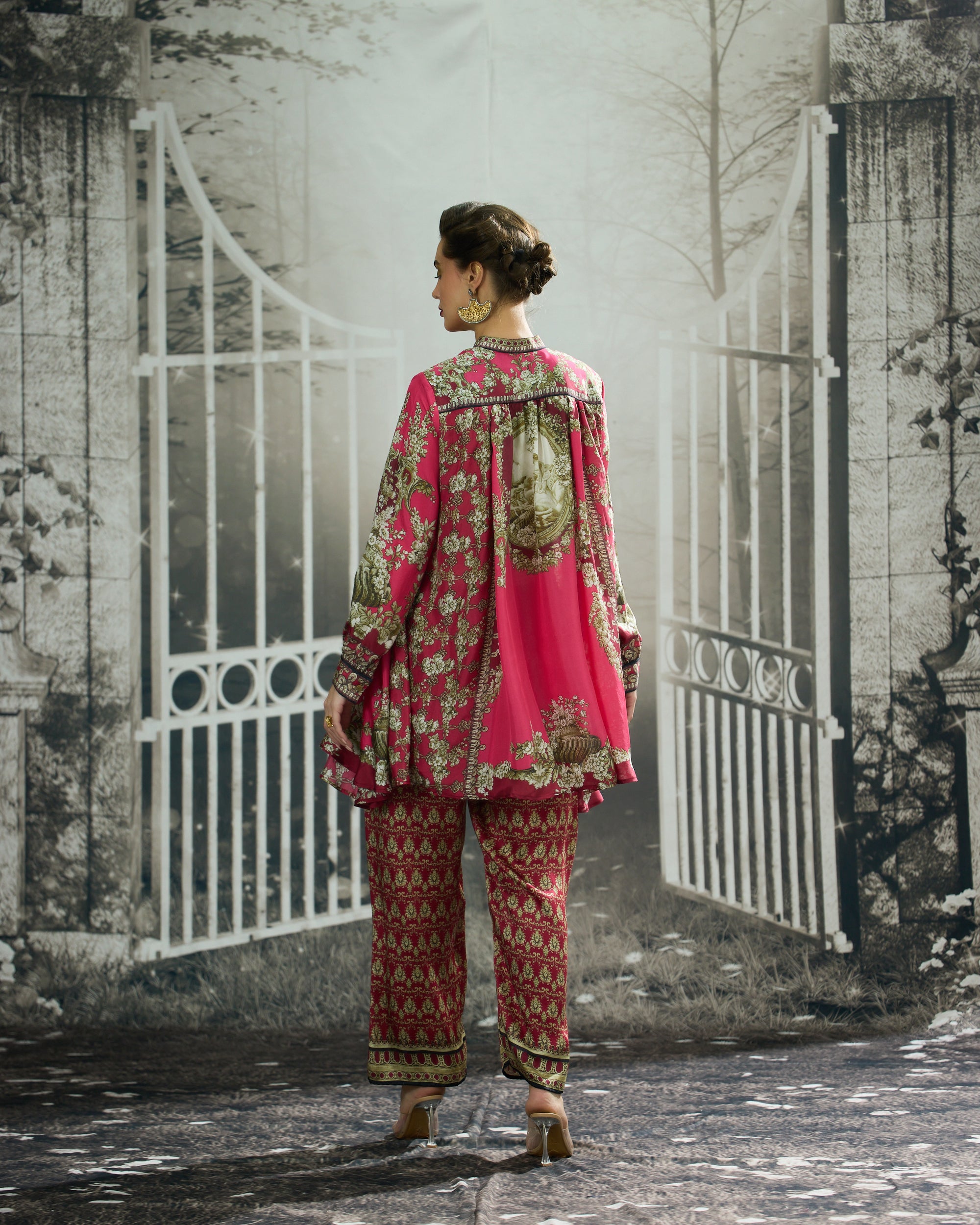 Rome : Nilofer - Fuchsia