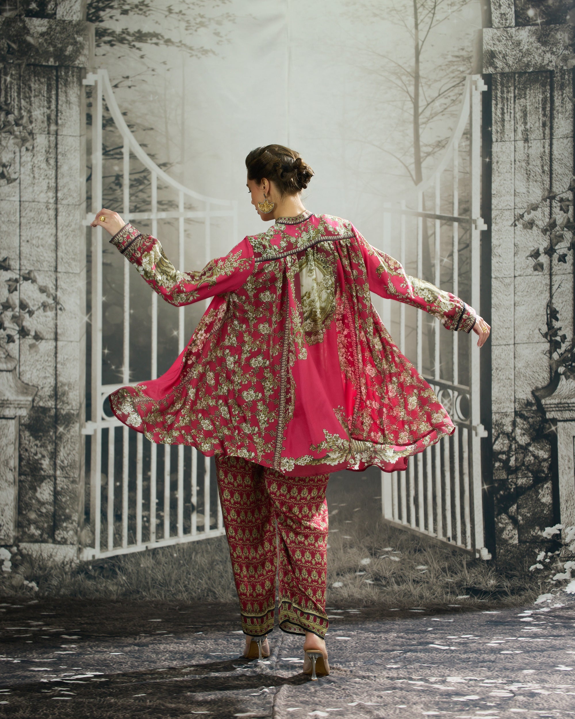 Rome : Nilofer - Fuchsia