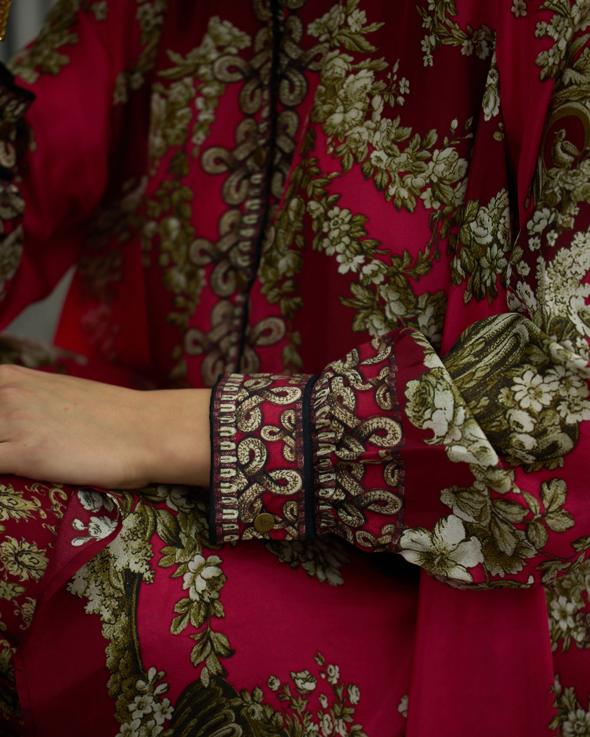 Rome : Nilofer - Fuchsia