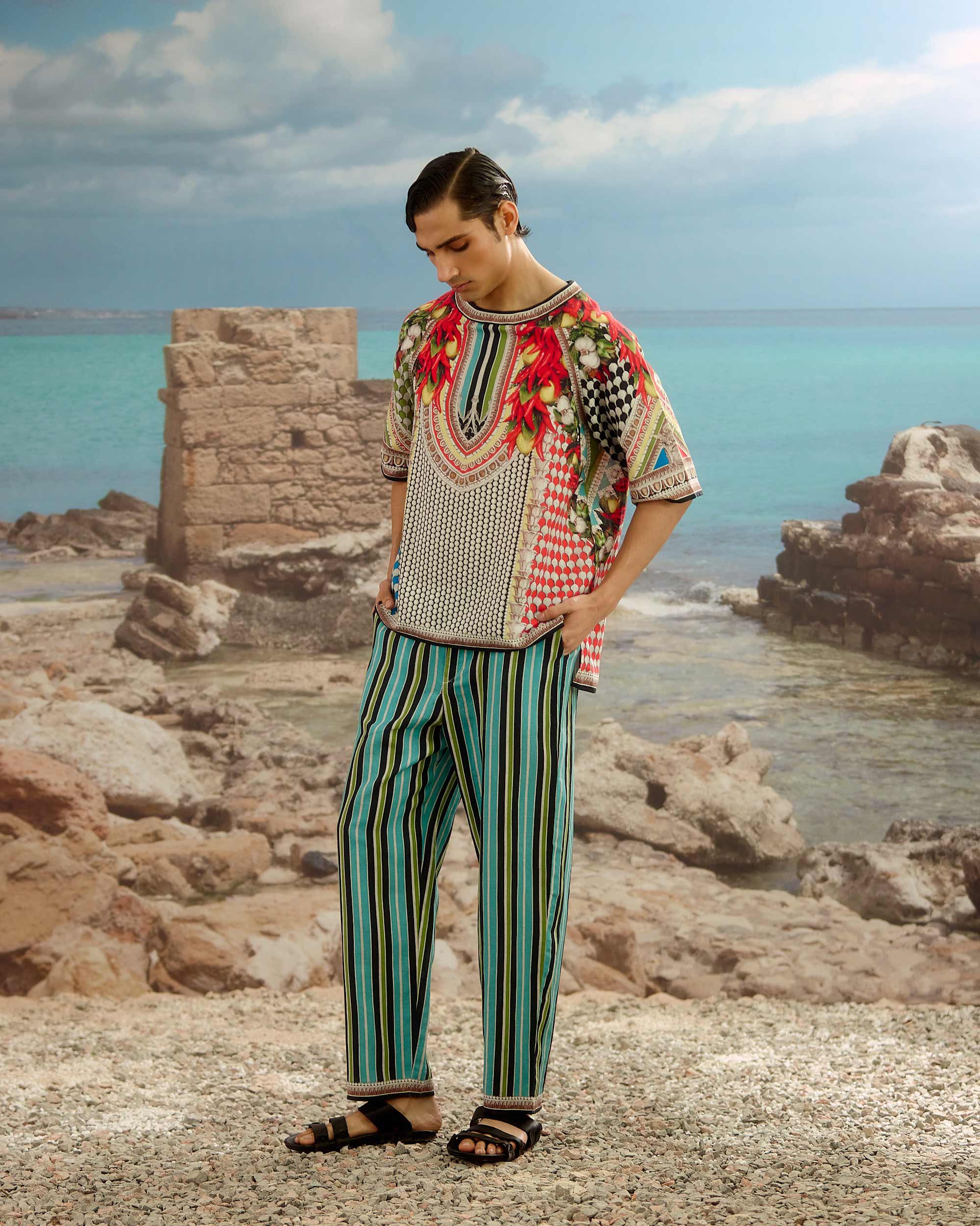 Orvieto : Timothy - Aqua/Red