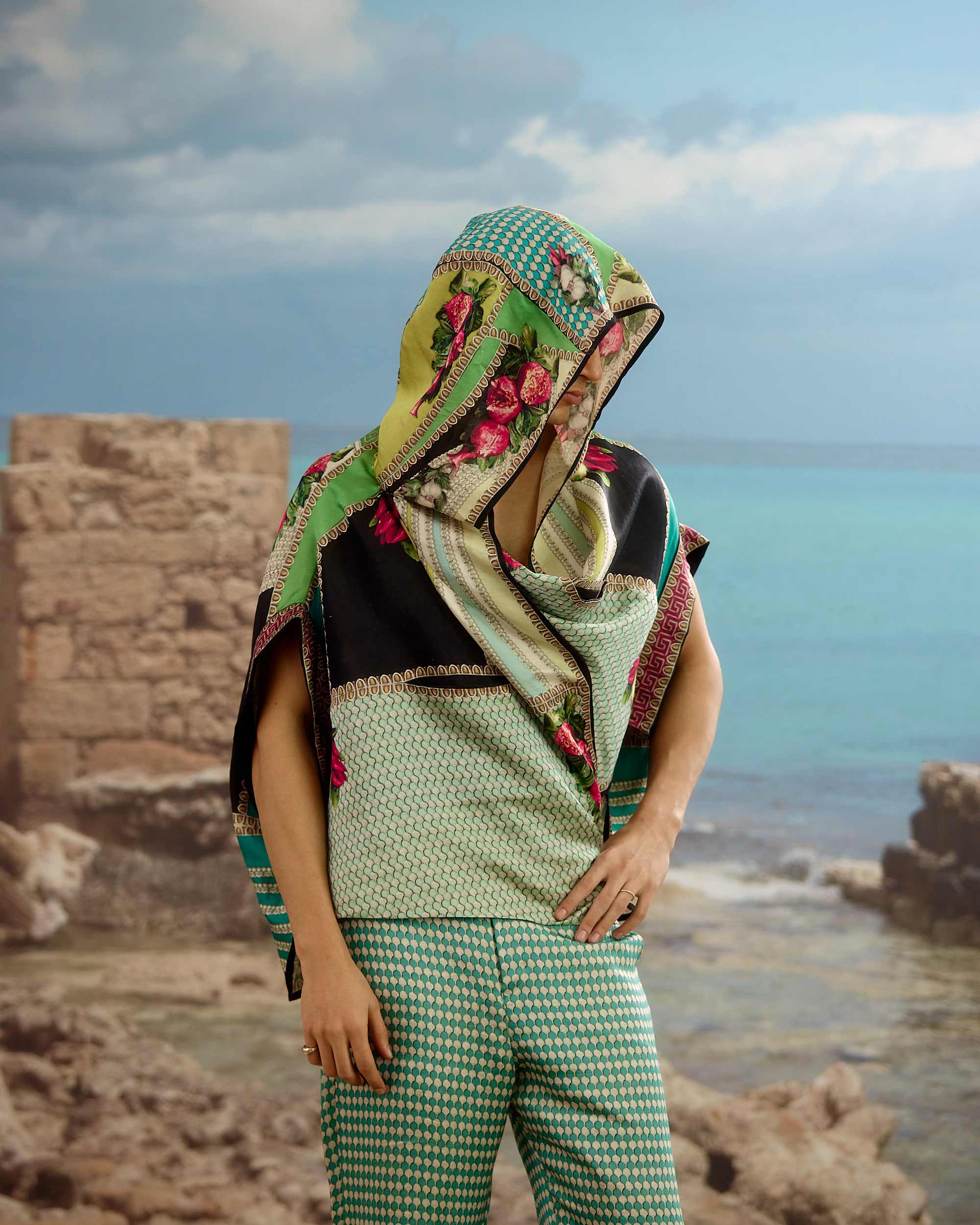 Orvieto : Oculus - Aqua/Plum