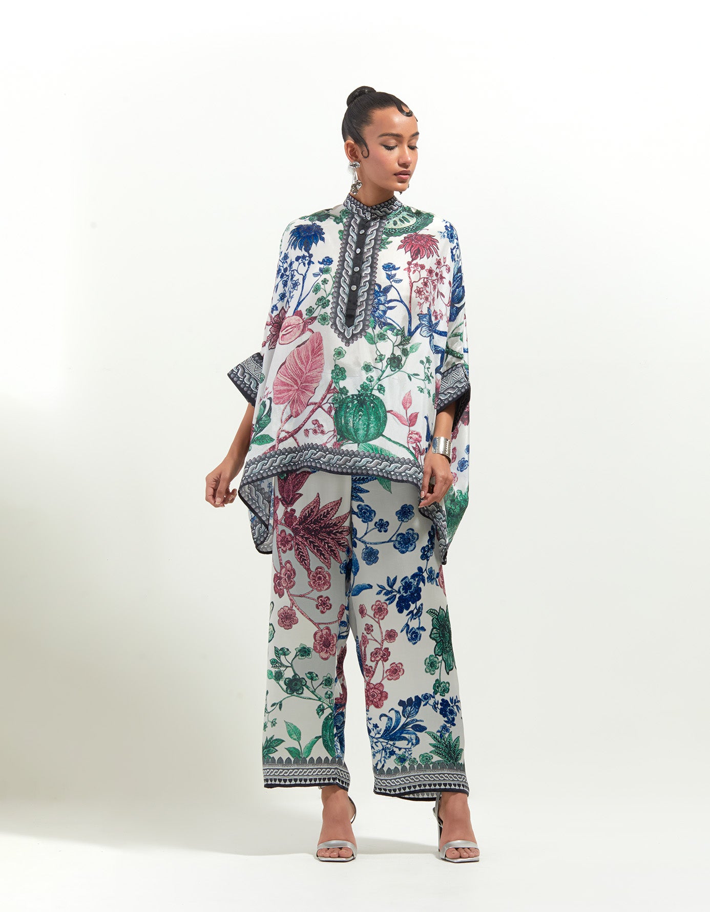 Florence : Chanel - White/Multi