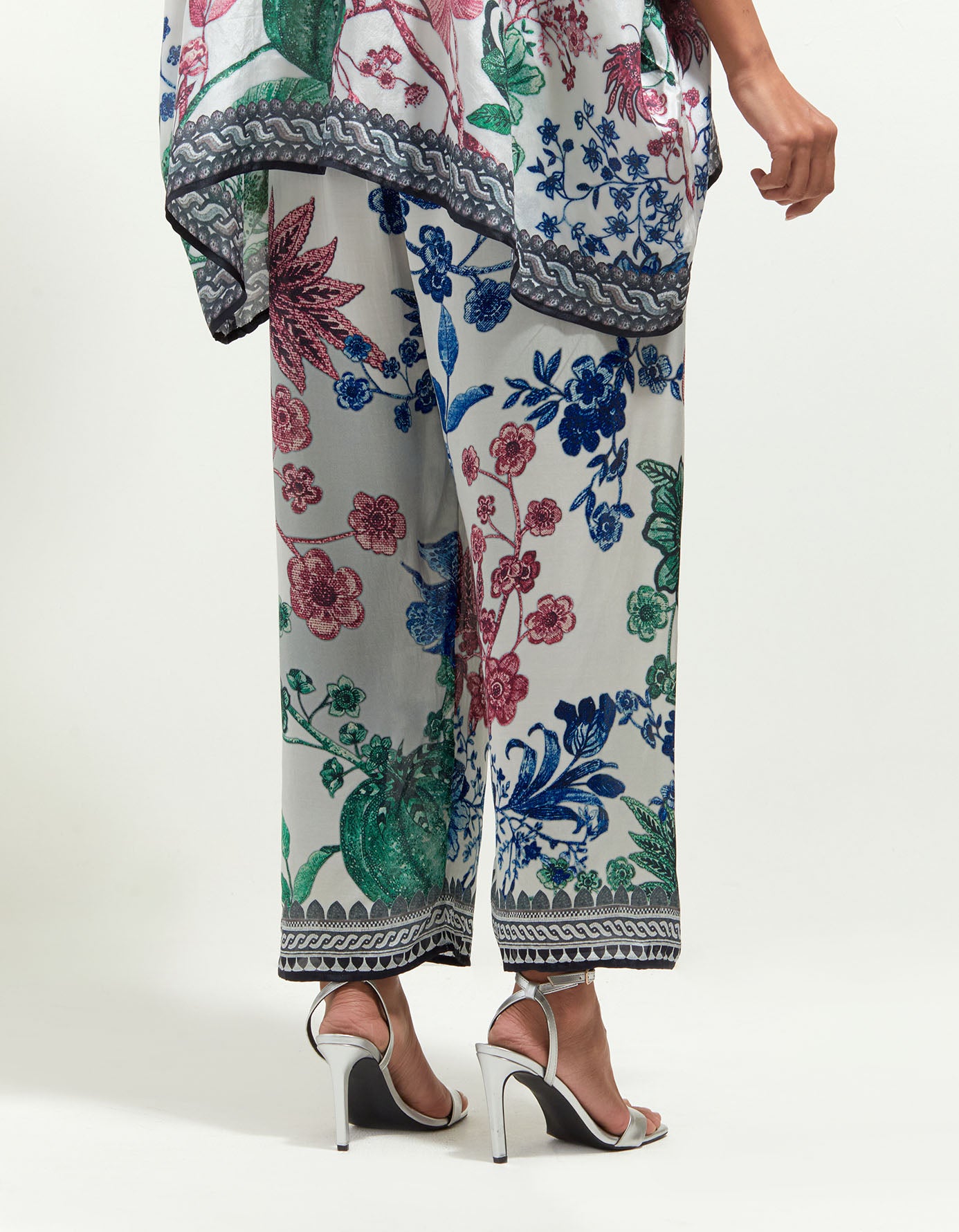 Florence : Chanel - White/Multi